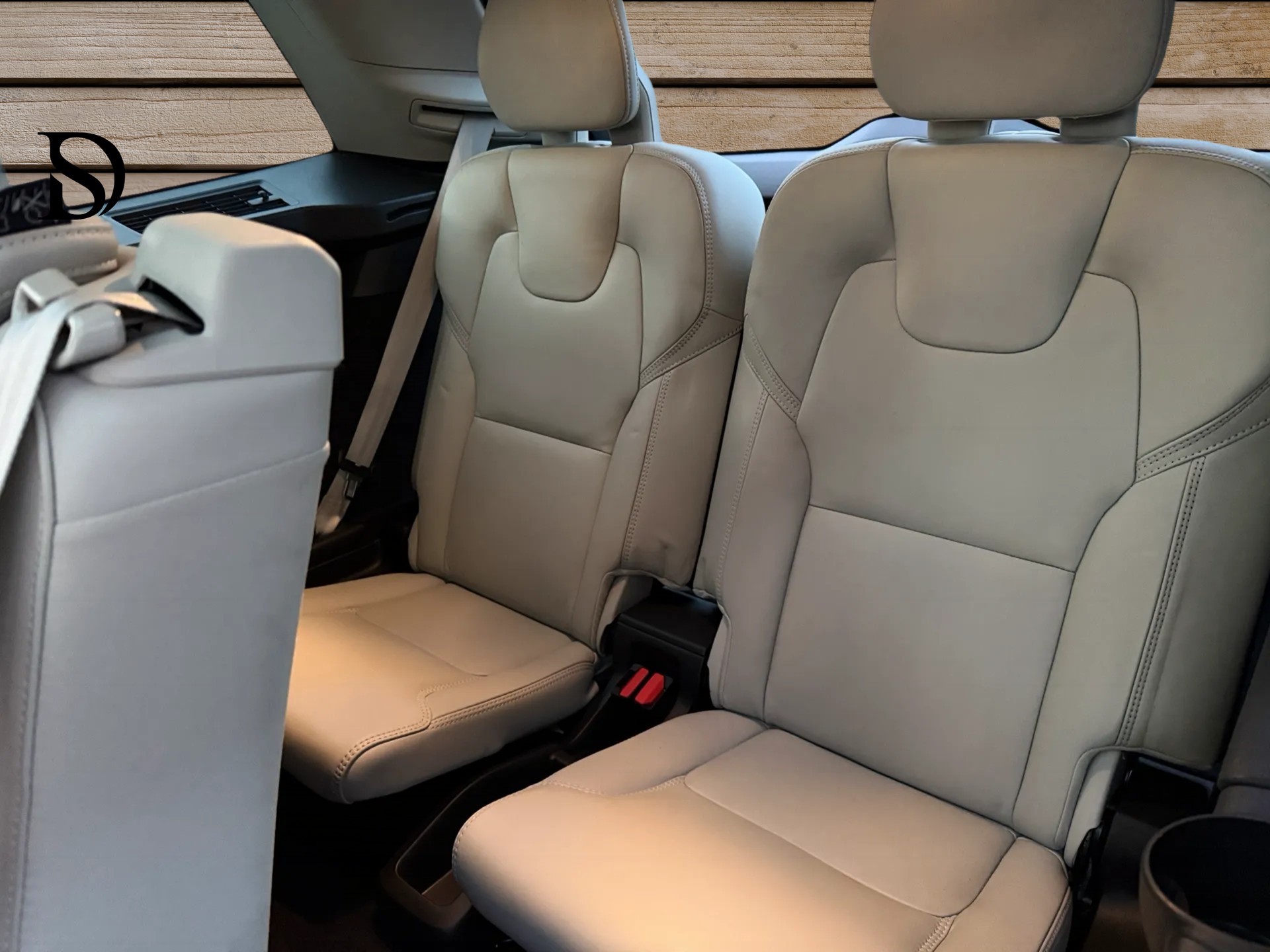 VOLVO XC90 T8 eAWD Inscription Geartronic-image-13