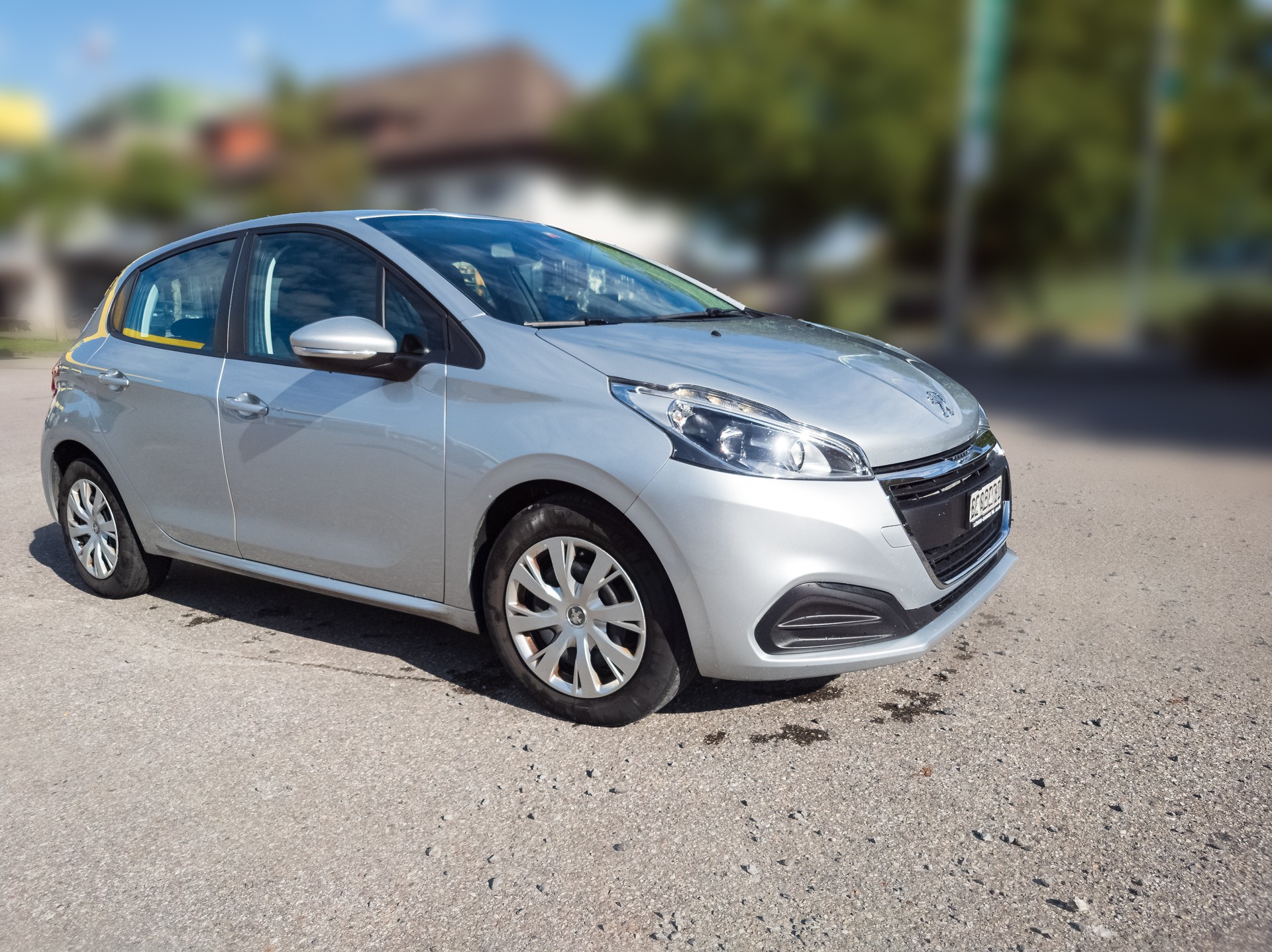 PEUGEOT 1.6 BlueHDI Active-image-1