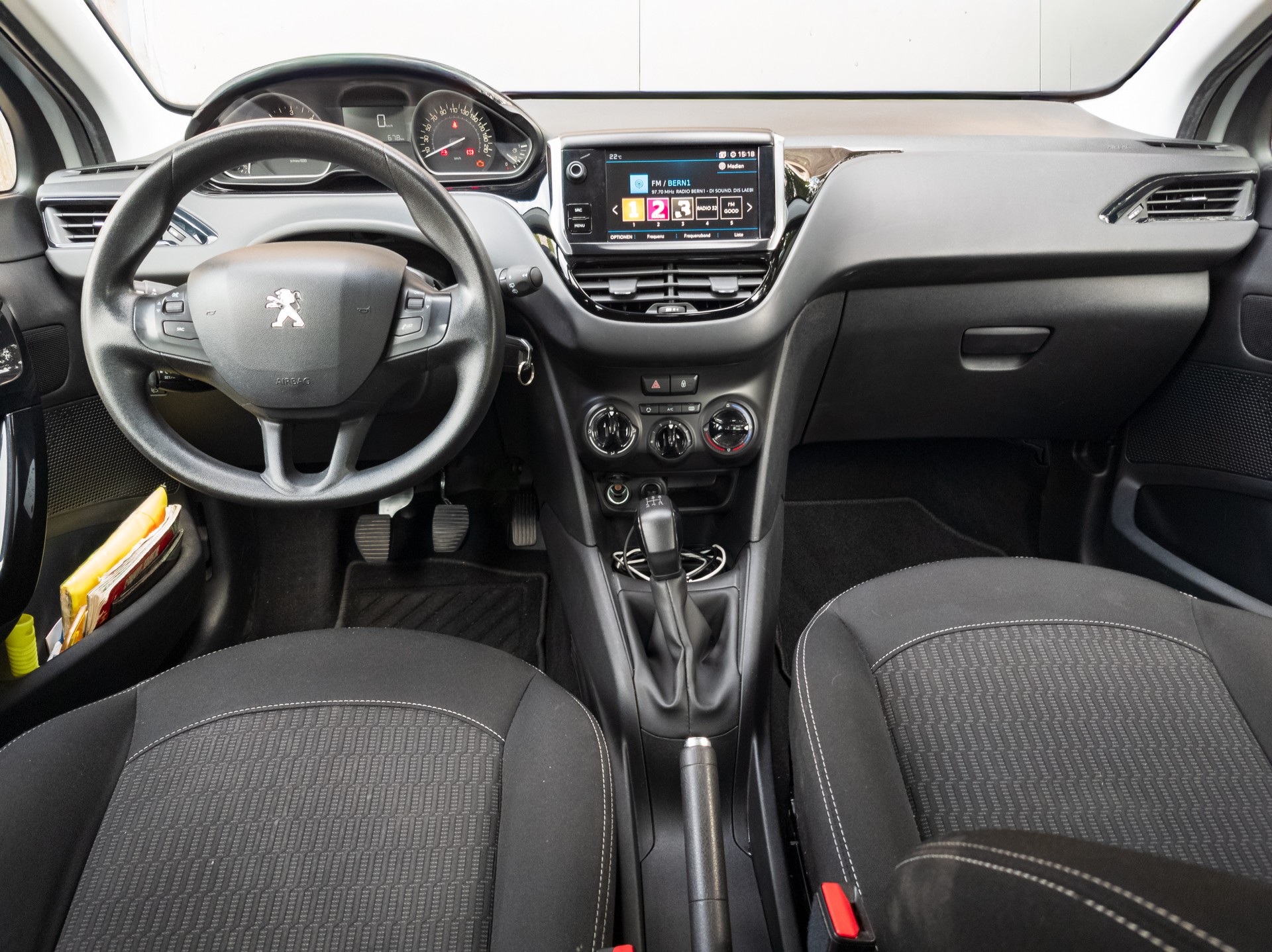 PEUGEOT 1.6 BlueHDI Active-image-4