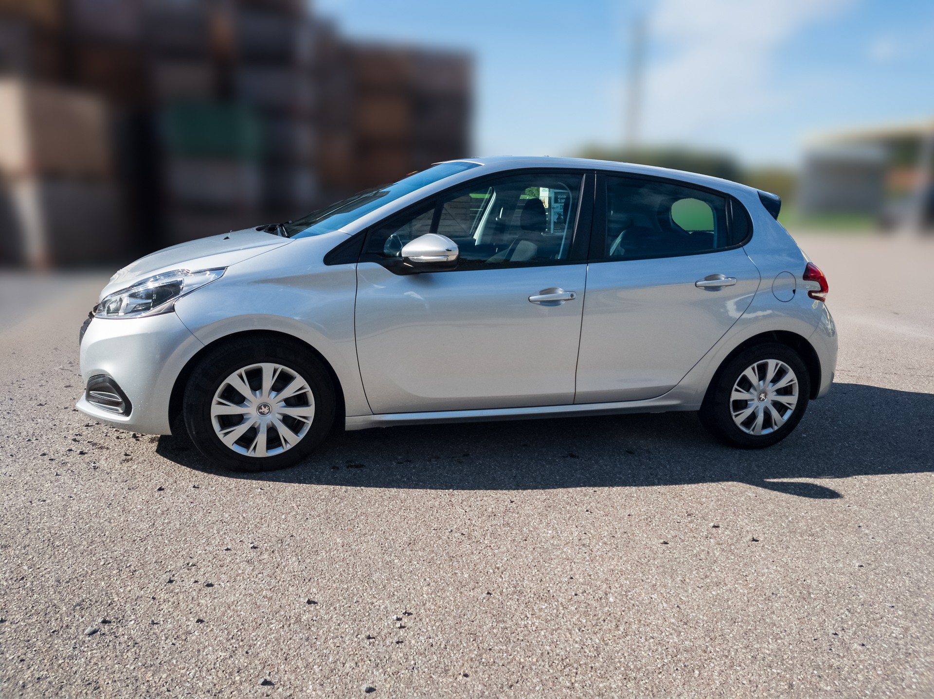 PEUGEOT 1.6 BlueHDI Active-image-2