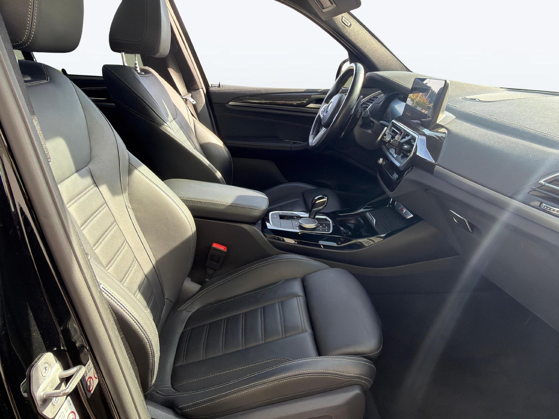 BMW M40i-image-10