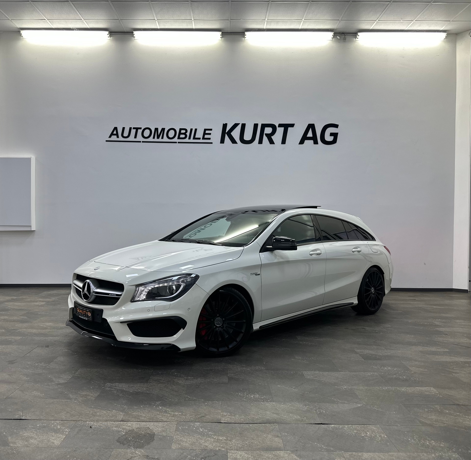 MERCEDES-BENZ CLA Shooting Brake 45 AMG 4Matic Speedshift-image-0