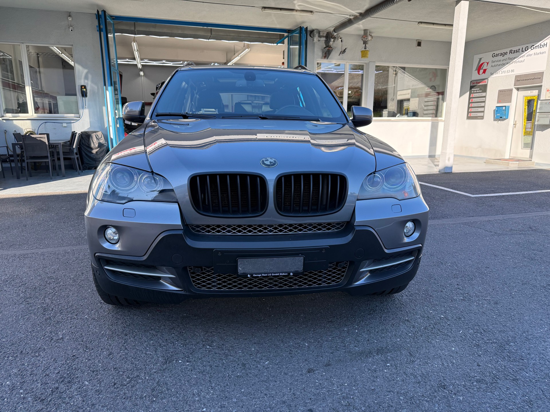 BMW X5-image-2