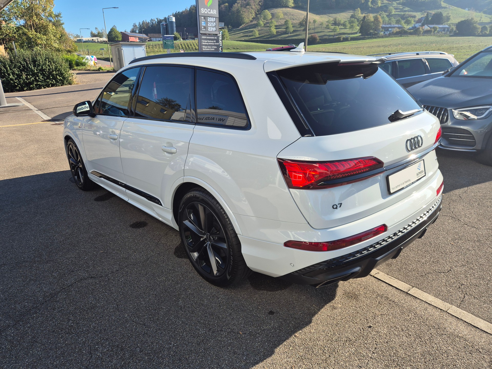 AUDI Q7 SUV TFSI quattro 250 kW S line tiptronic-image-7
