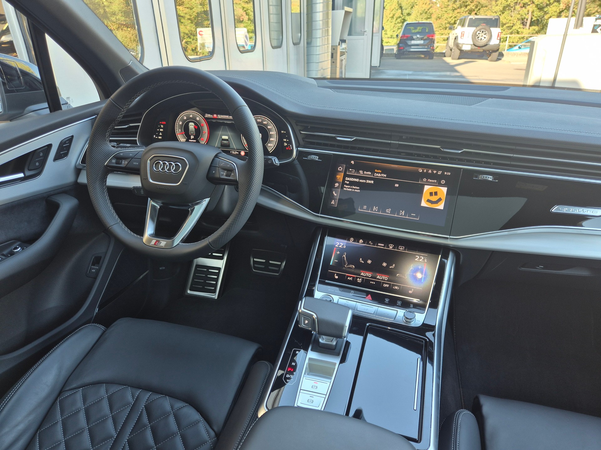 AUDI Q7 SUV TFSI quattro 250 kW S line tiptronic-image-22
