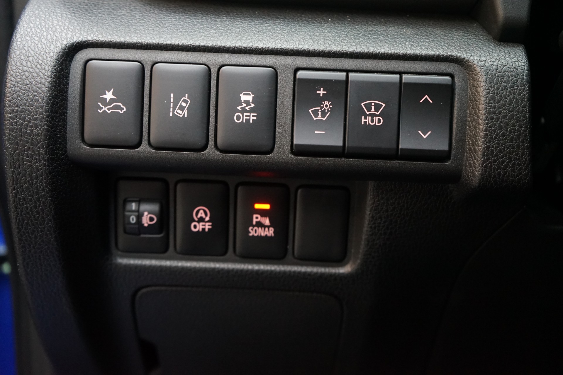 MITSUBISHI Eclipse Cross 1.5 T-Mivec Value 4WD CVT-image-21