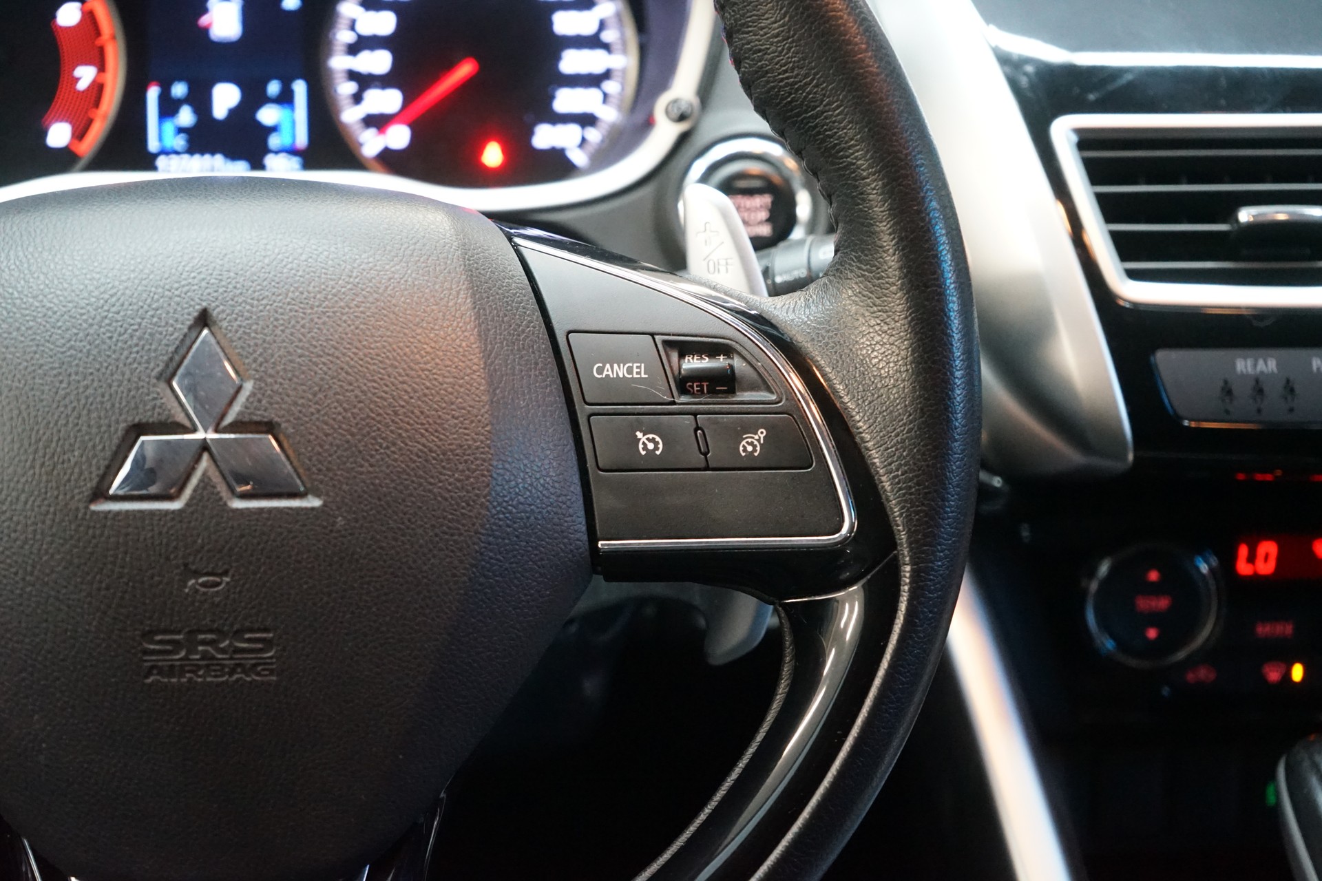MITSUBISHI Eclipse Cross 1.5 T-Mivec Value 4WD CVT-image-9