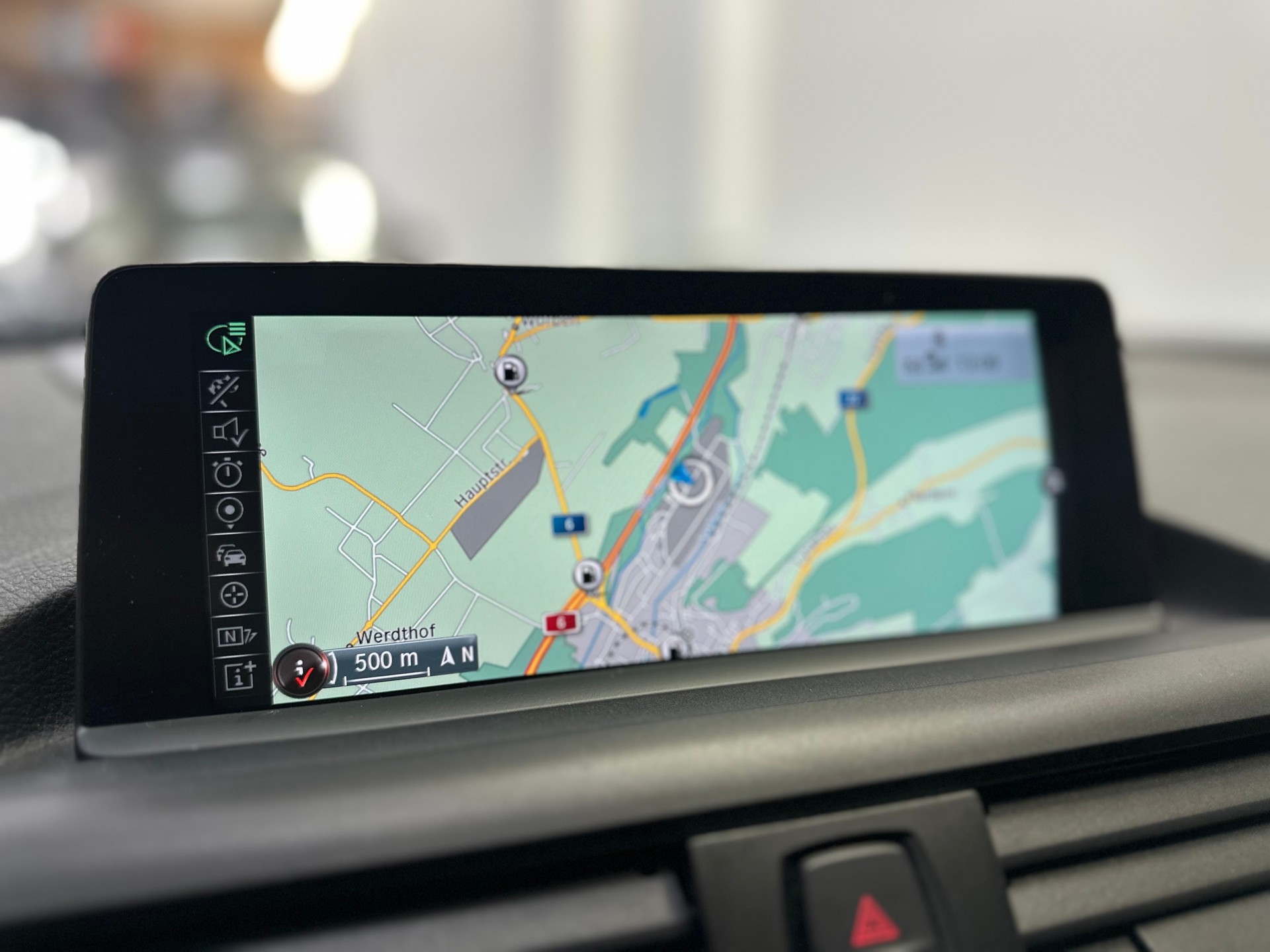 BMW M235i xDrive Steptronic-image-16