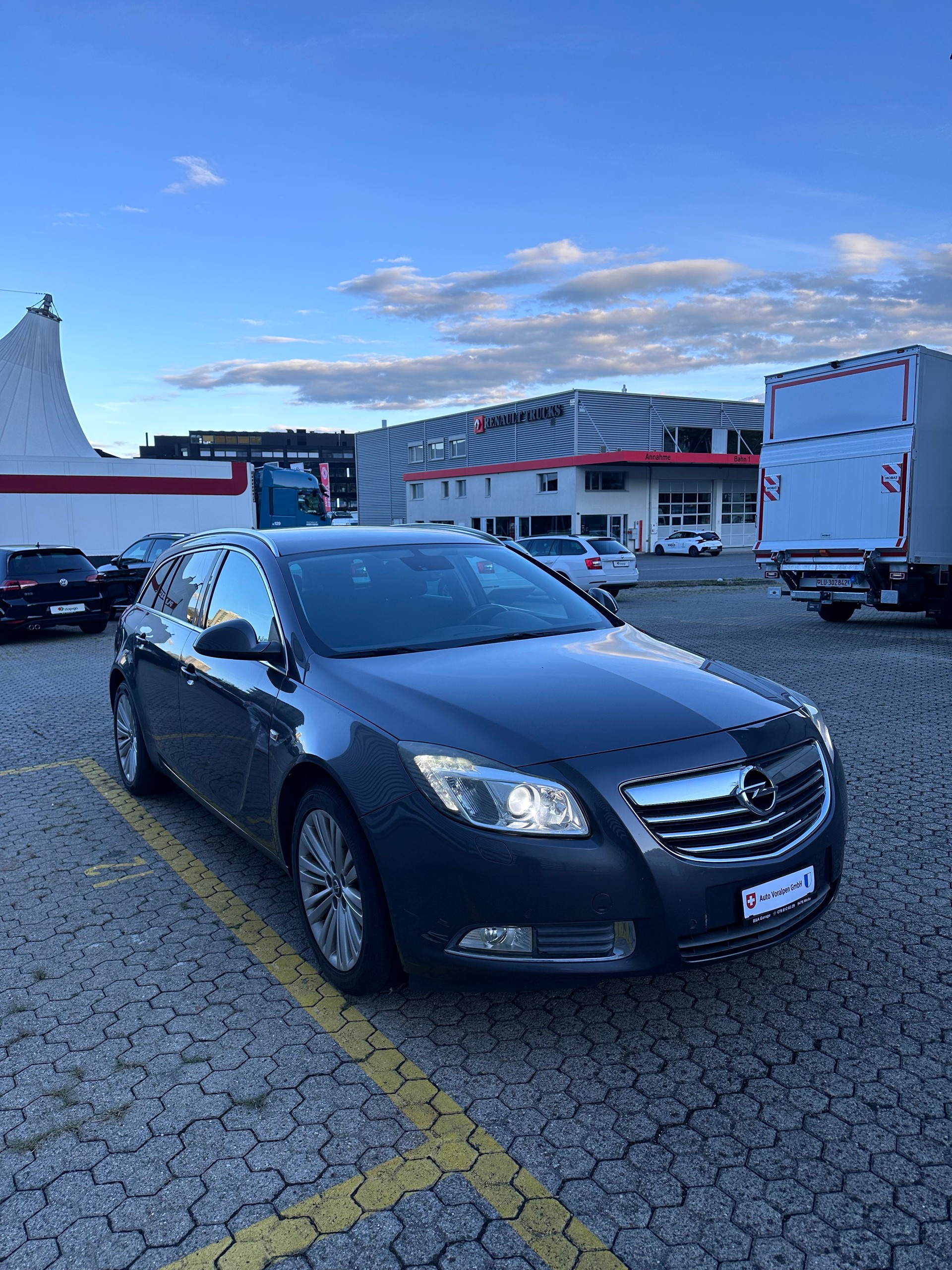 OPEL Insignia ST 2.0 Turbo Sport Edition 4WD Aut. Ab MFK, ab Service-image-0