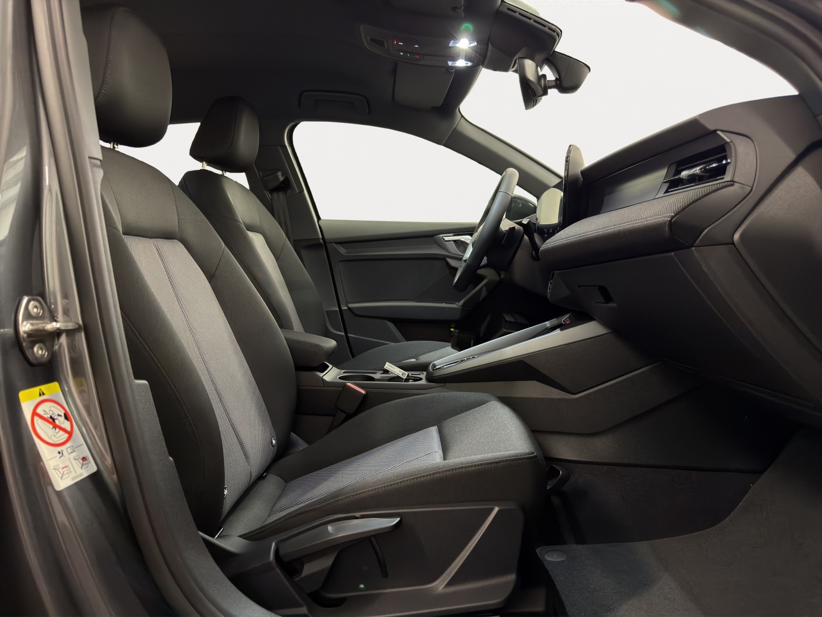 AUDI A3 Sportback TFSI 85 kW S line Ambition 116PS-image-6