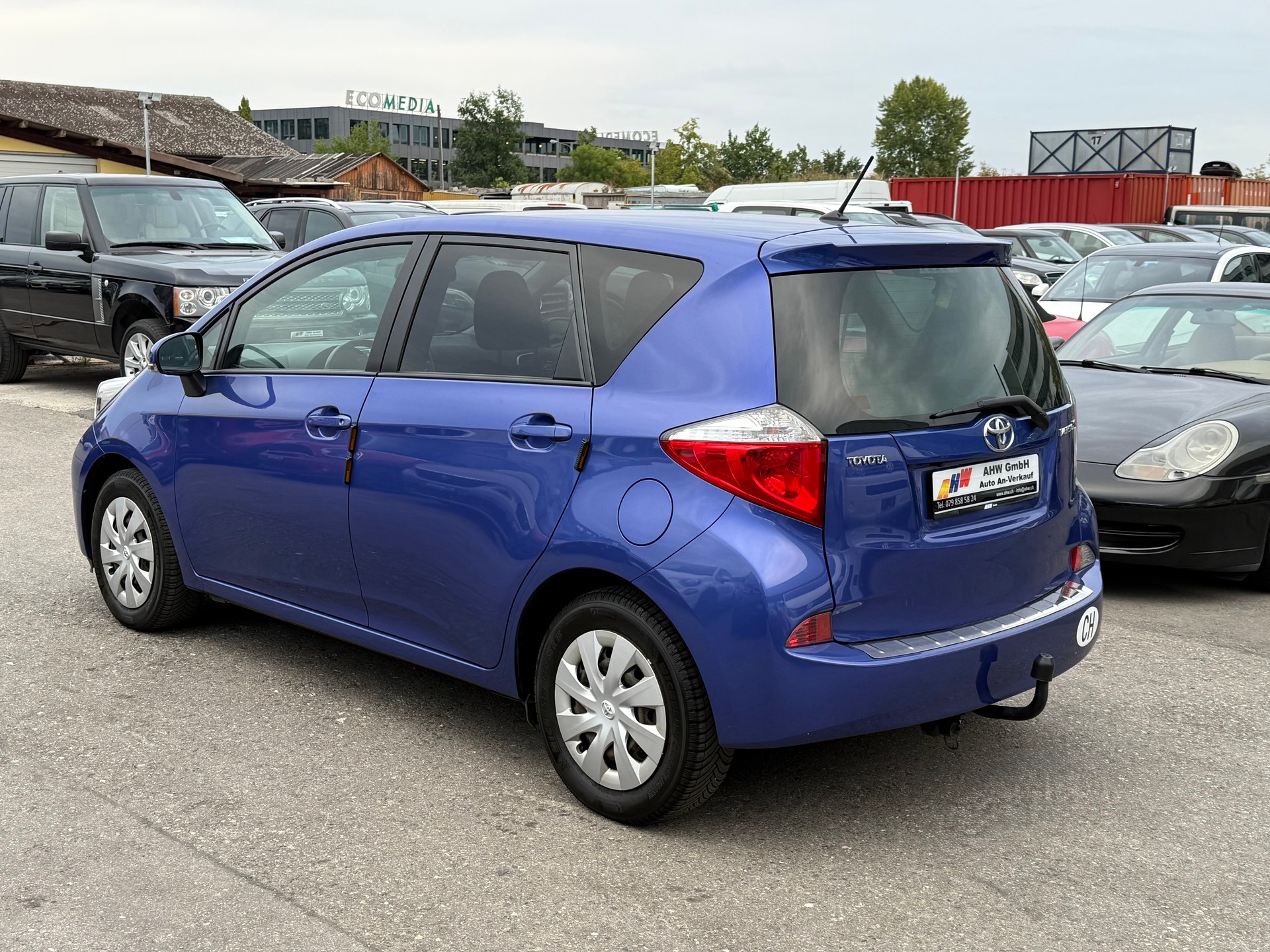 TOYOTA Verso-S 1.33 Linea Sol Multidrive S / Frisch ab MFK / 1.Hand / Rückfahrkamera / Keyless Go / AHK / Dachträger-image-5