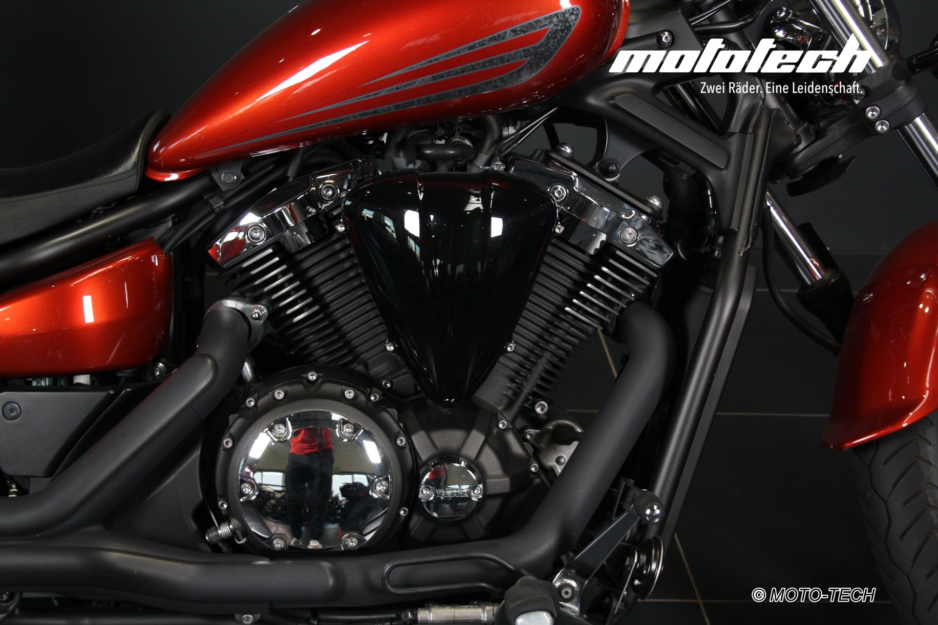 YAMAHA XVS 1300 Custom-image-7