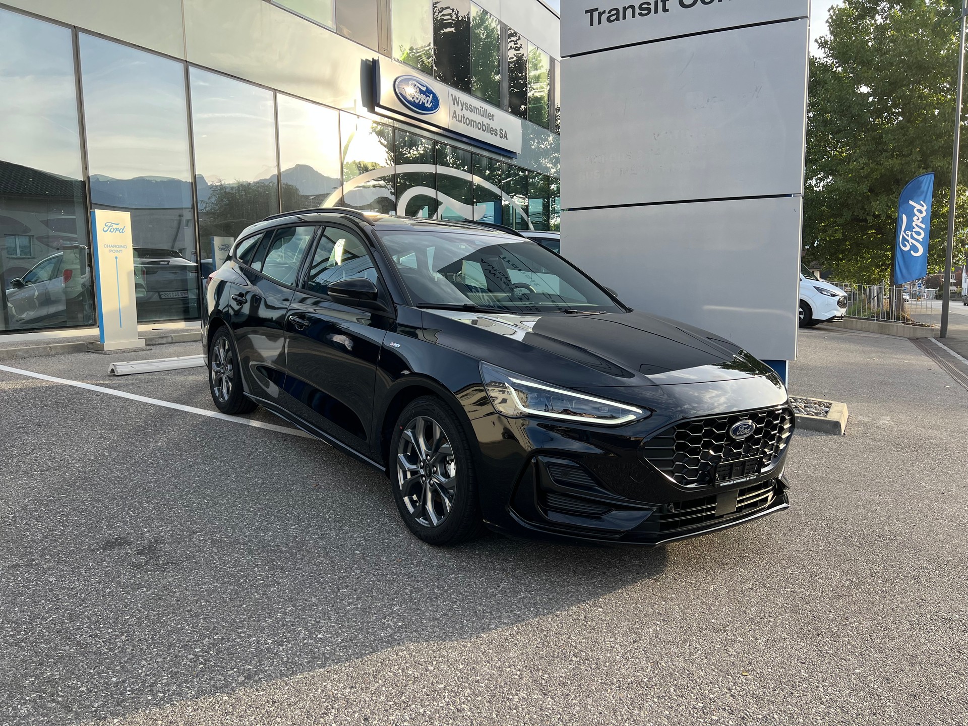 FORD Focus 1.0 MHEV ST-Line Automat-image-0