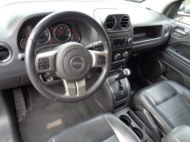 JEEP Compass 2.4 Limited CVT-image-7