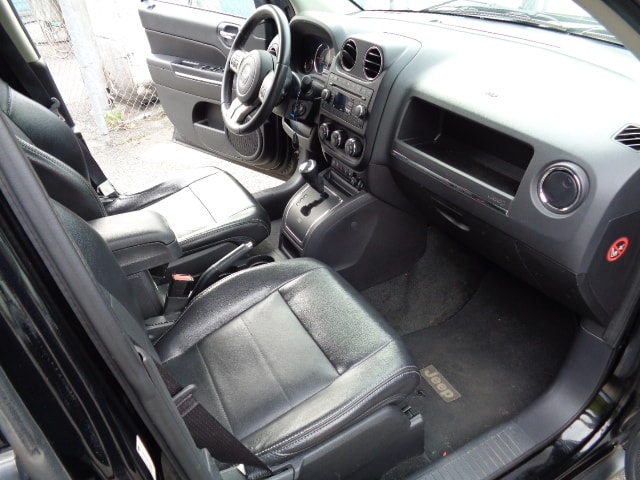JEEP Compass 2.4 Limited CVT-image-8