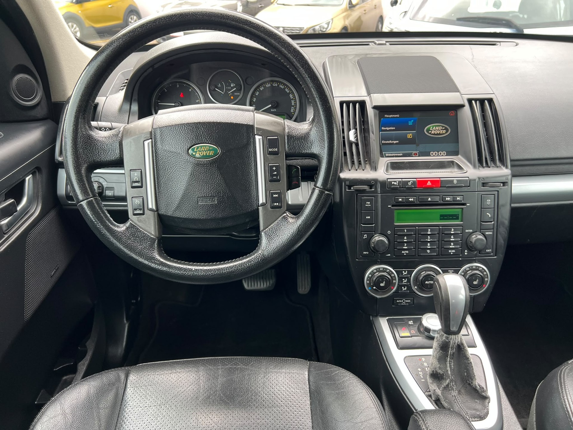 LAND ROVER Freelander 2.2 TD4 S Automatic-image-9