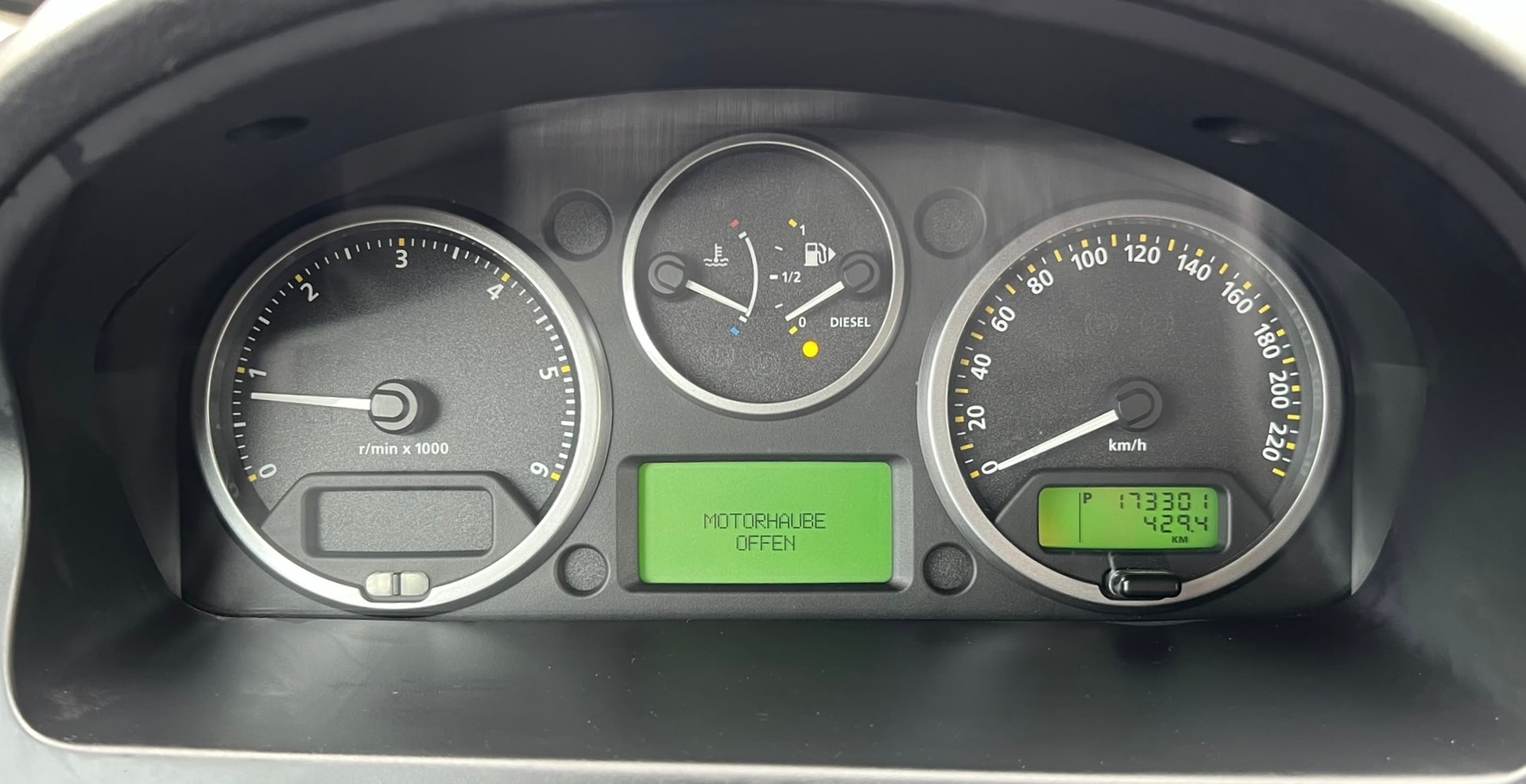 LAND ROVER Freelander 2.2 TD4 S Automatic-image-13