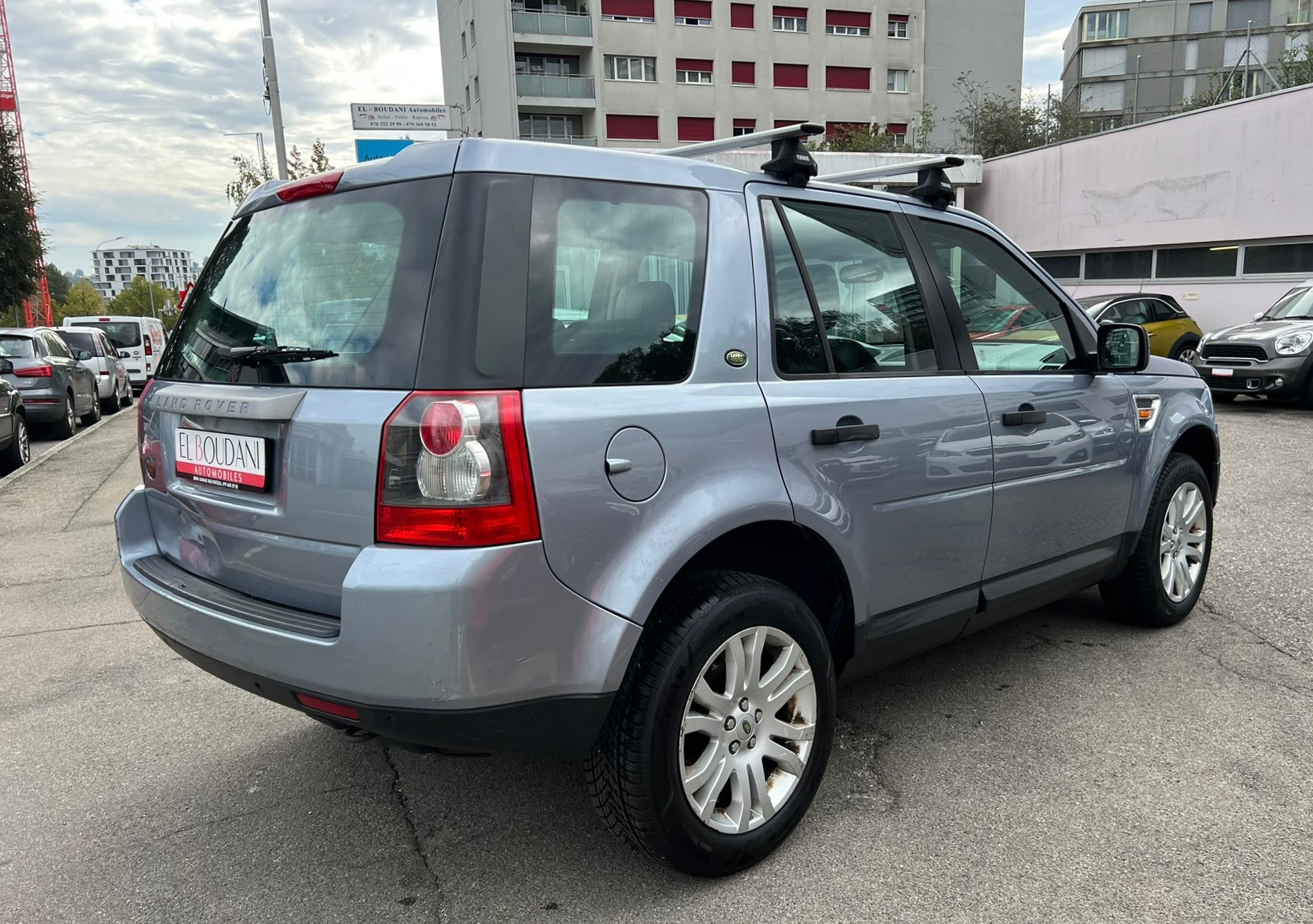 LAND ROVER Freelander 2.2 TD4 S Automatic-image-5