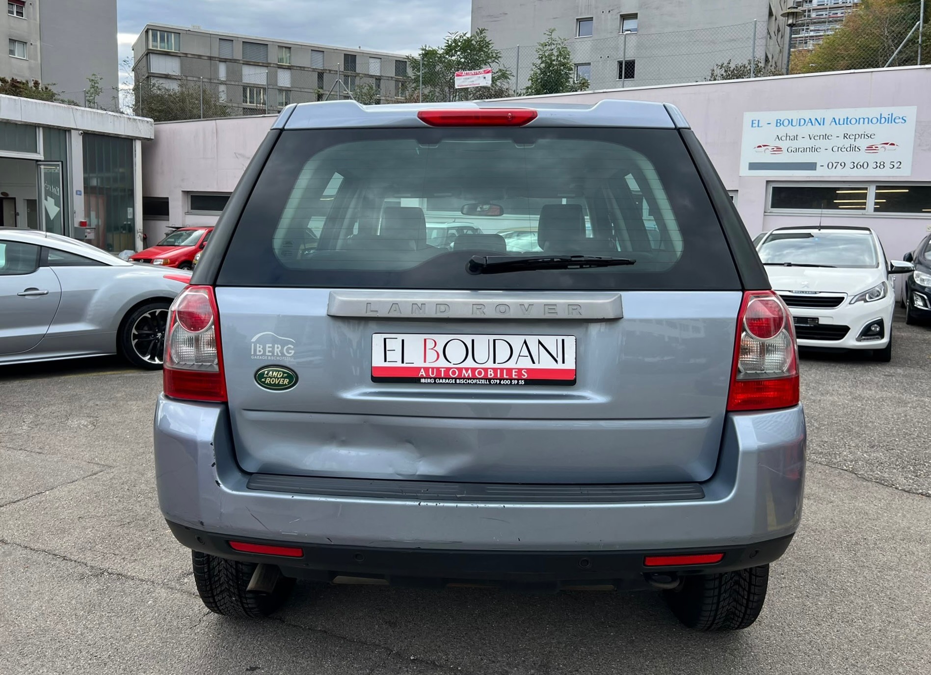 LAND ROVER Freelander 2.2 TD4 S Automatic-image-4