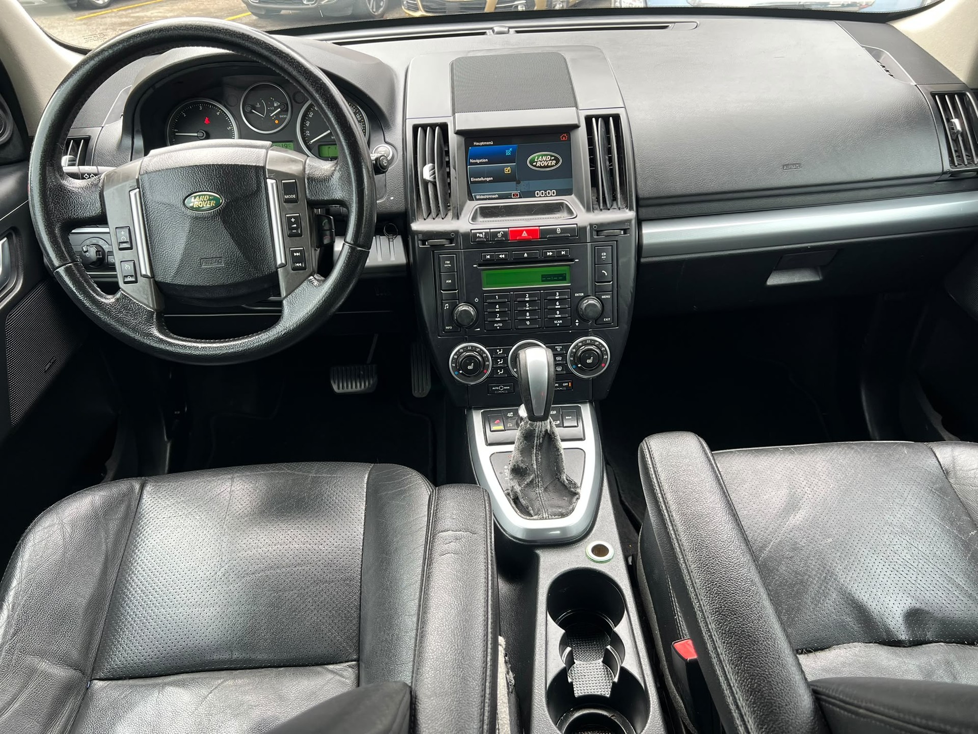LAND ROVER Freelander 2.2 TD4 S Automatic-image-8