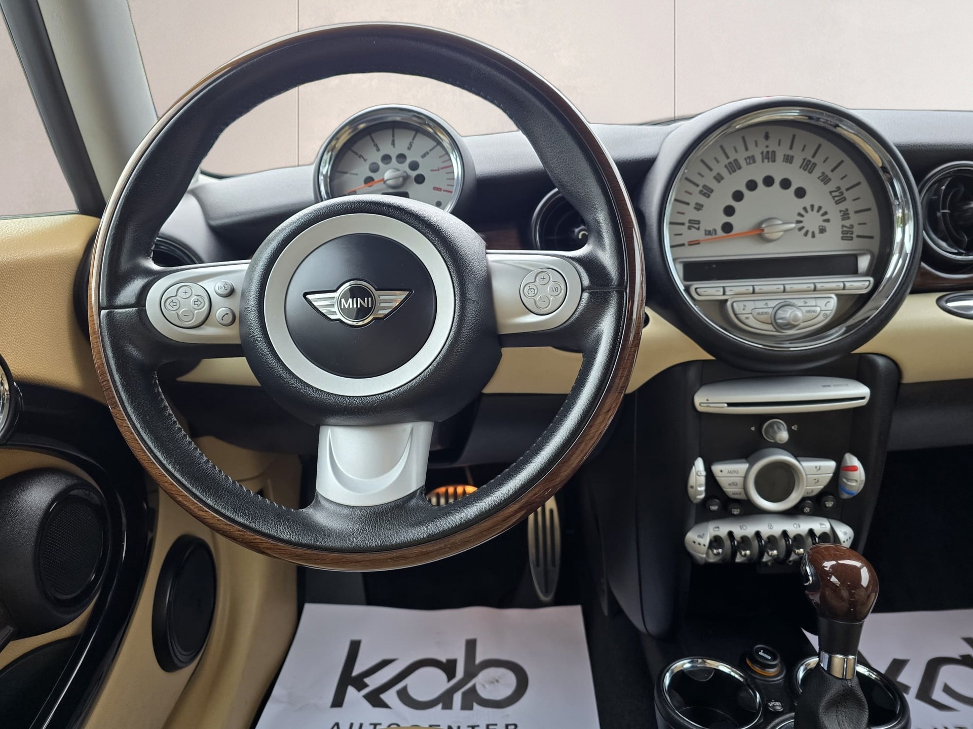 MINI Cooper S Steptronic-image-9