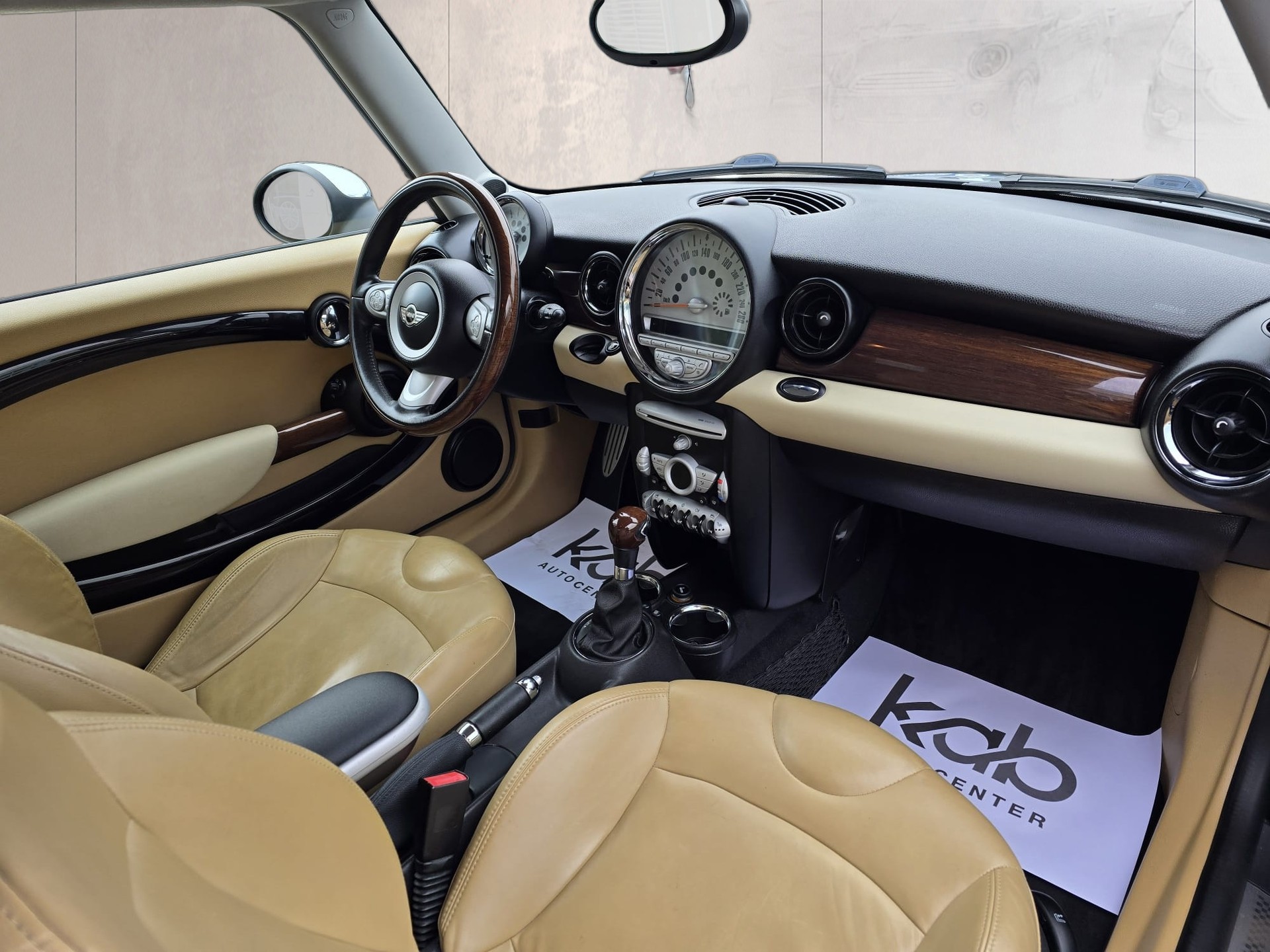 MINI Cooper S Steptronic-image-13