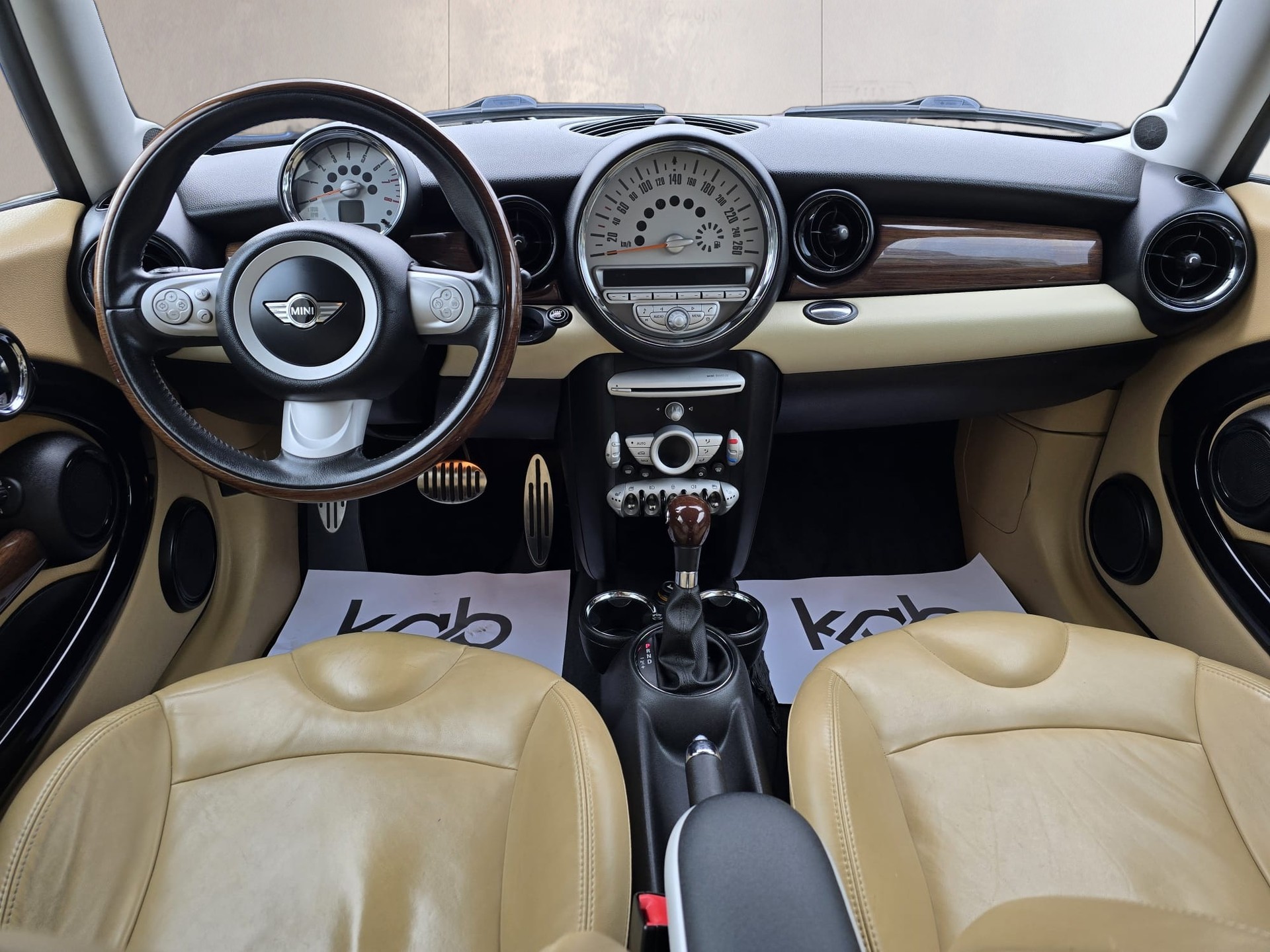 MINI Cooper S Steptronic-image-8