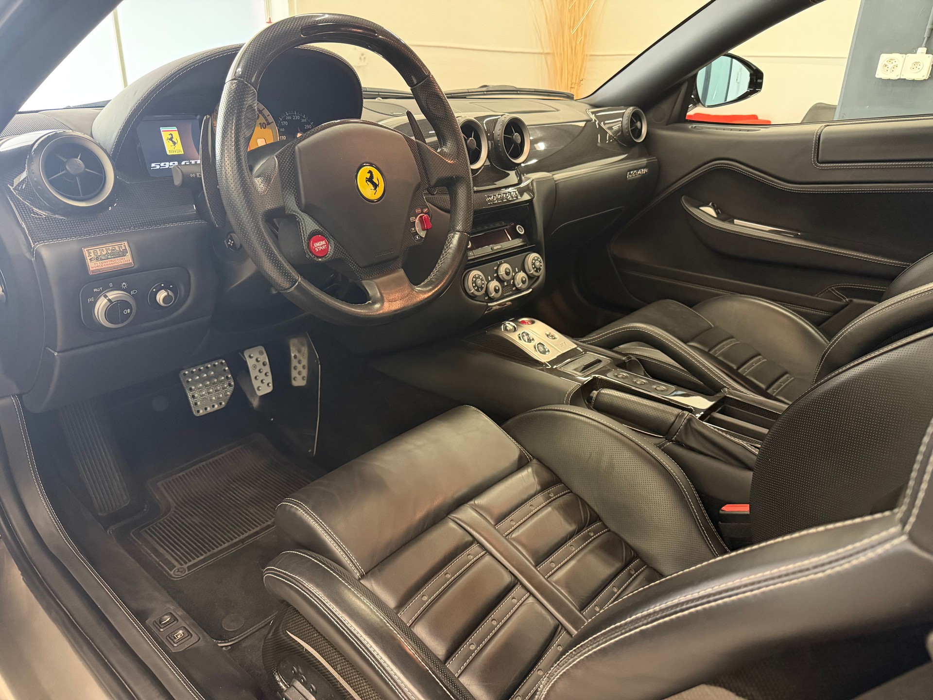 FERRARI 599 GTB-image-26