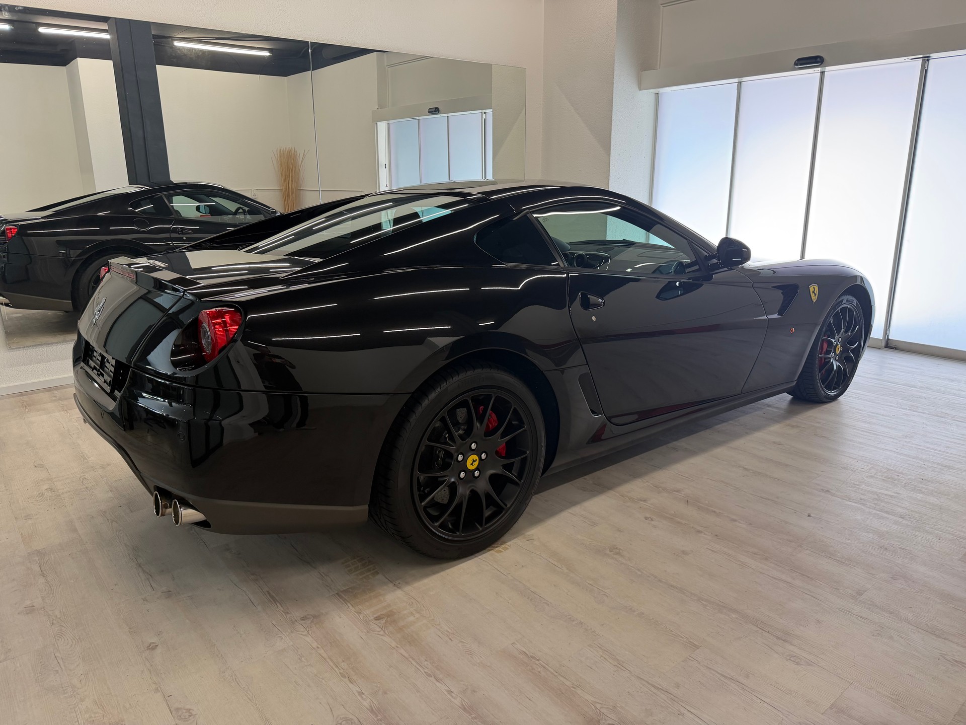 FERRARI 599 GTB-image-19