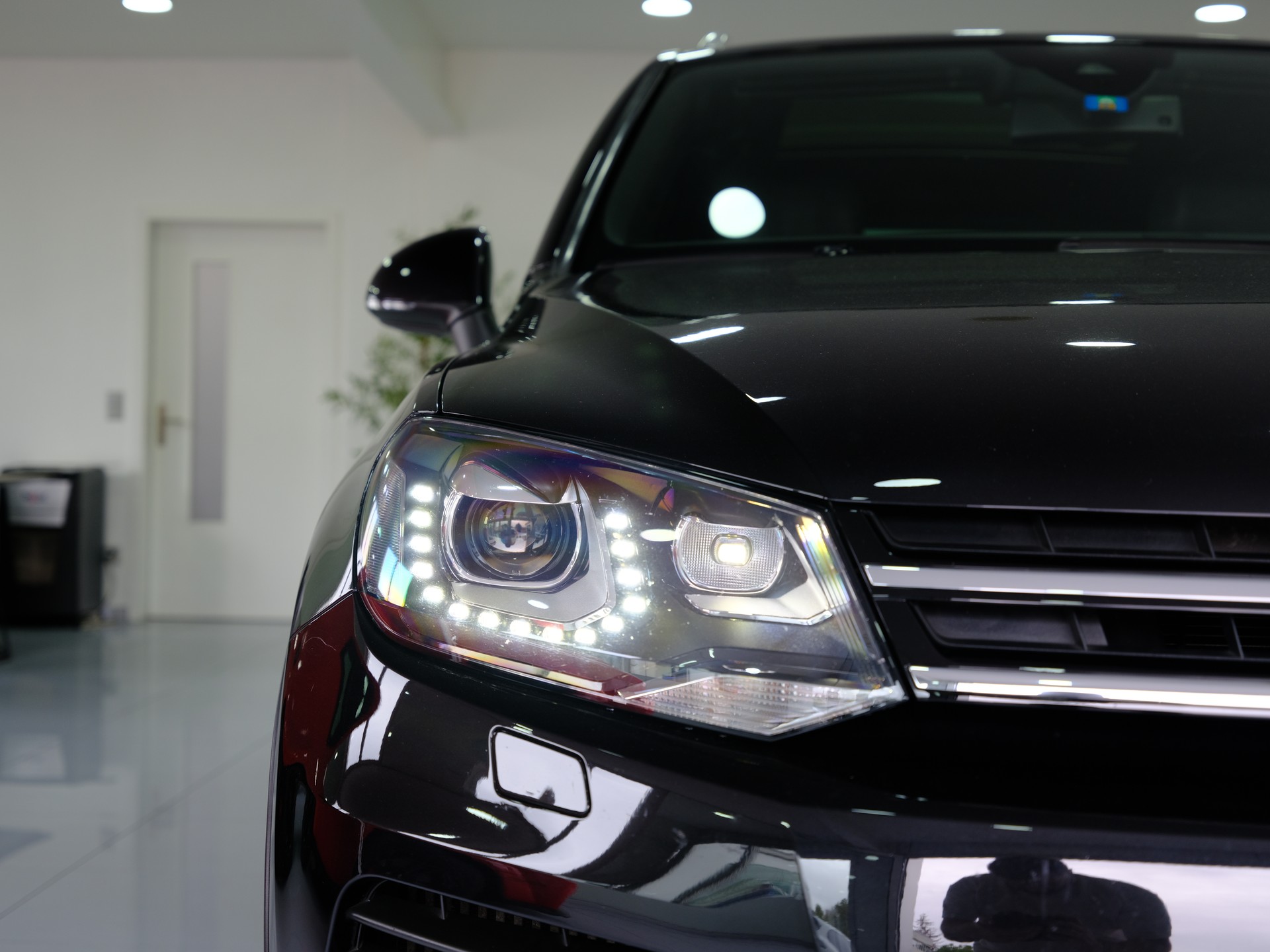 VW Touareg 3.0 TDI *Rückfahrkamera* *Schiebedach*-image-11