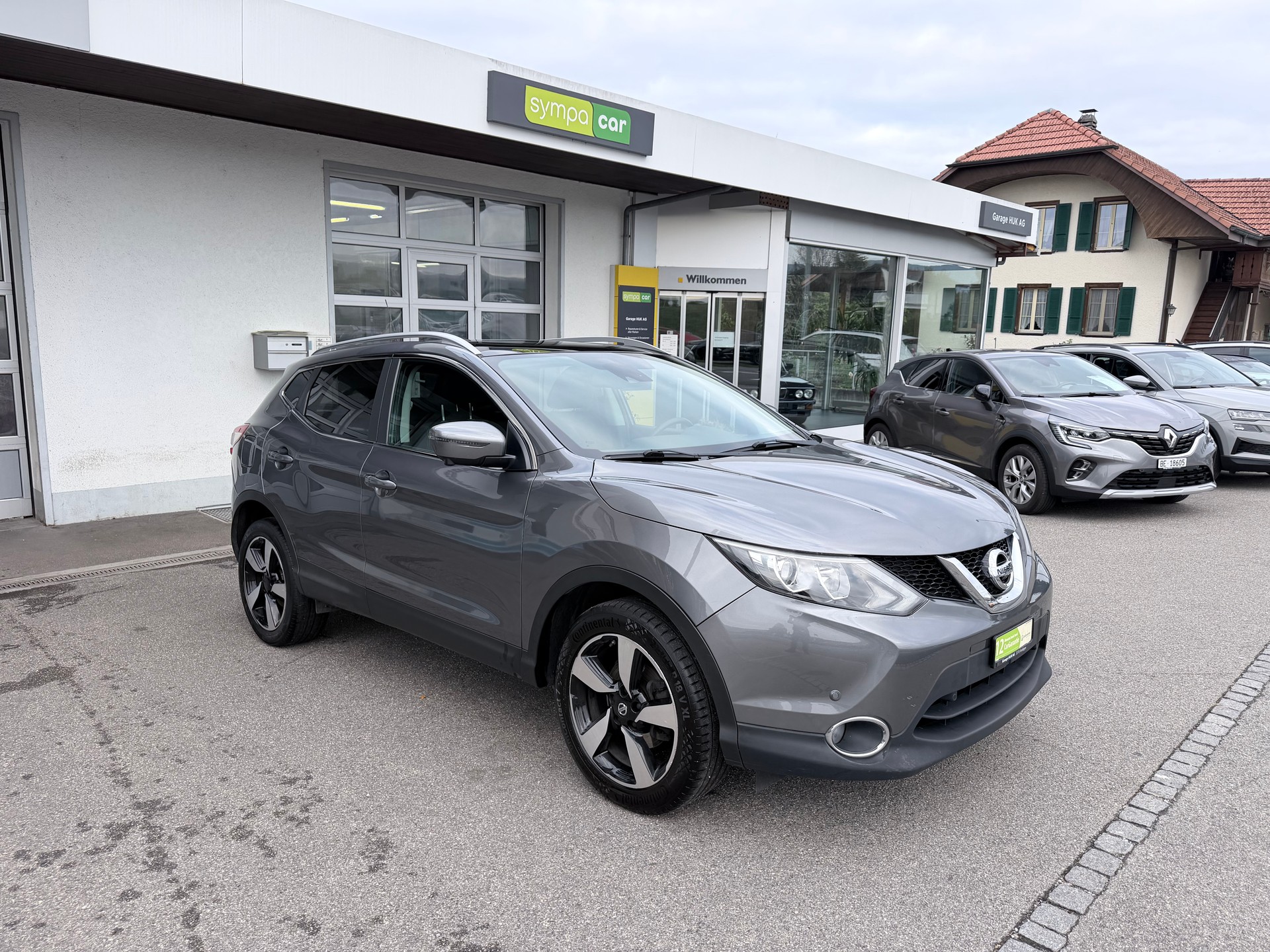 NISSAN Qashqai 1.2 DIG-T 360°-image-0