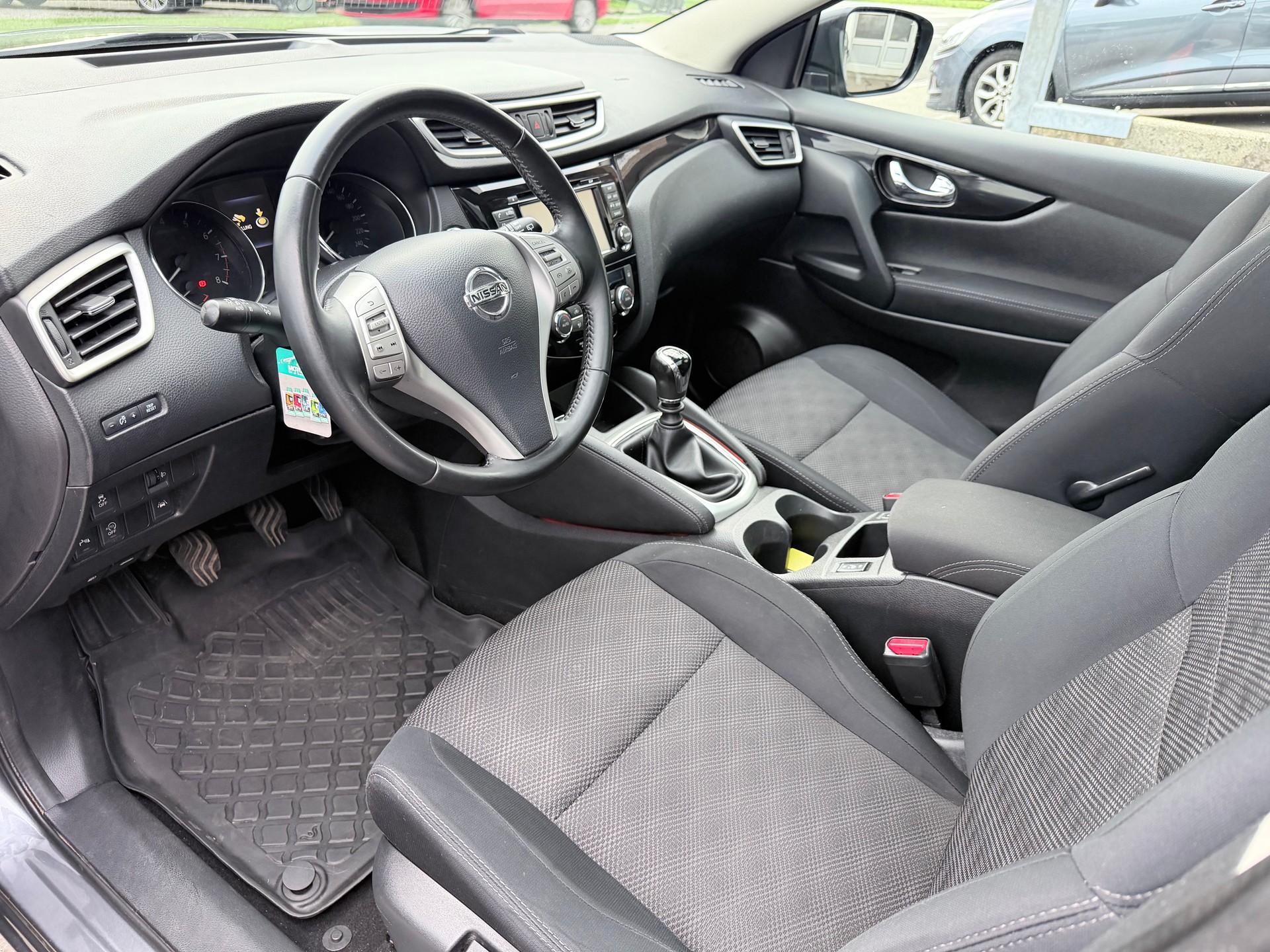 NISSAN Qashqai 1.2 DIG-T 360°-image-5