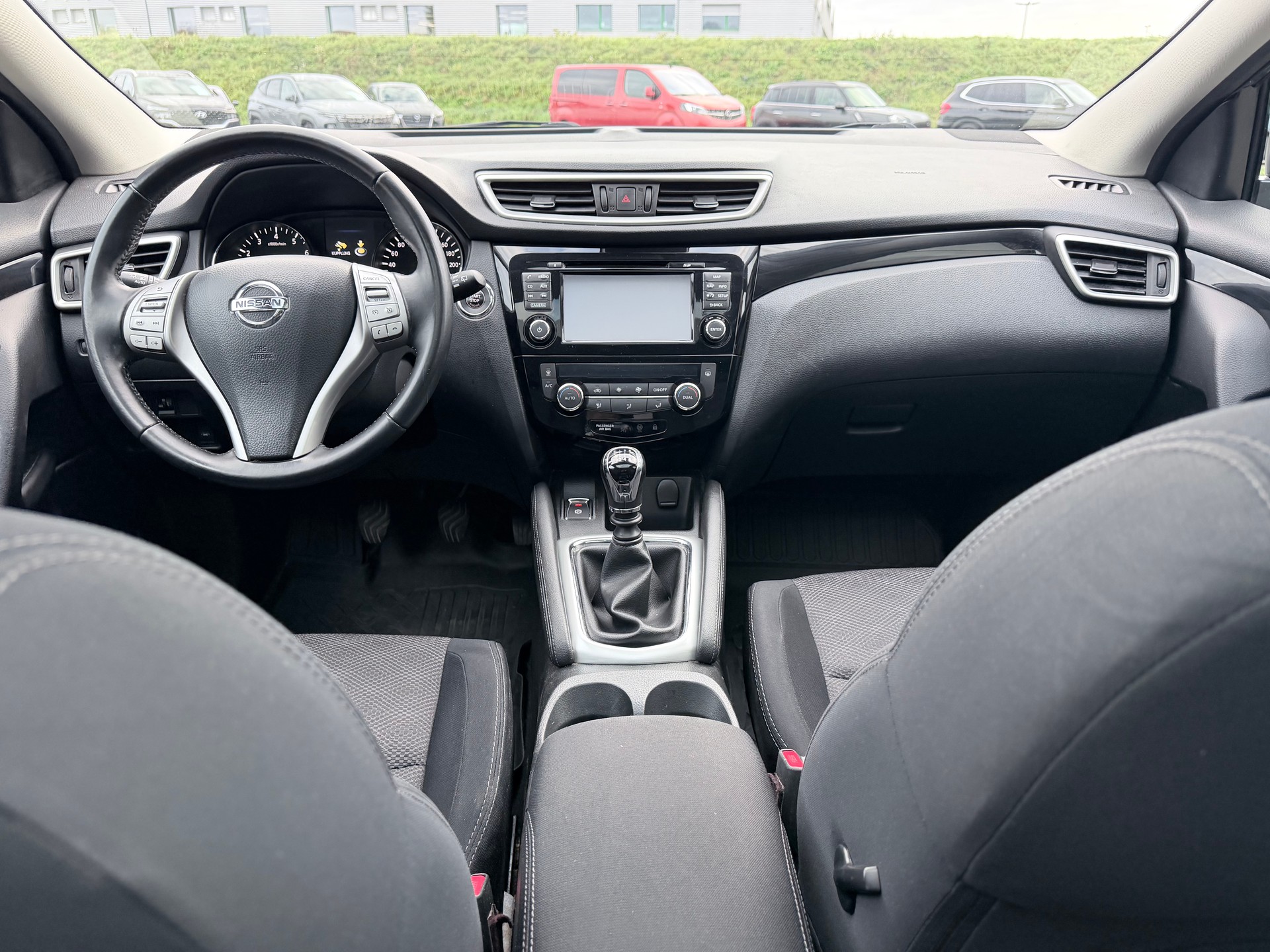 NISSAN Qashqai 1.2 DIG-T 360°-image-6