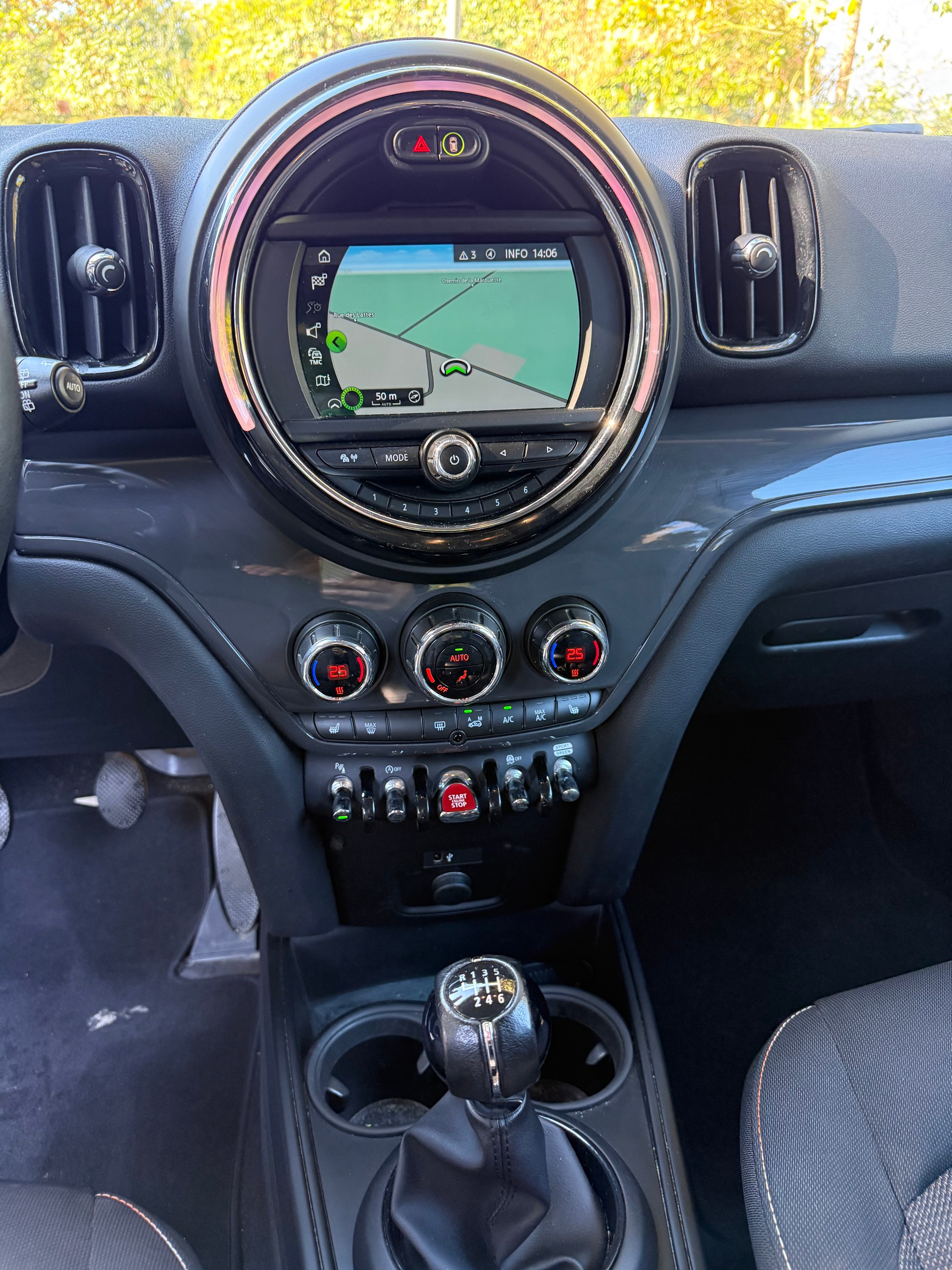 MINI Countryman Cooper D ALL4-image-7