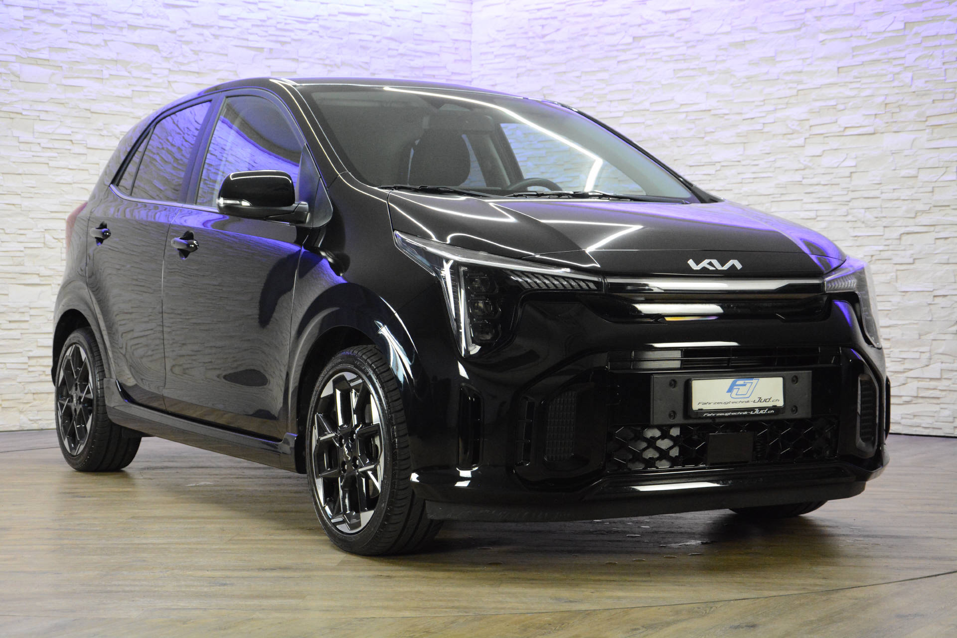 KIA Picanto 1.2 CVVT GT Line-image-1