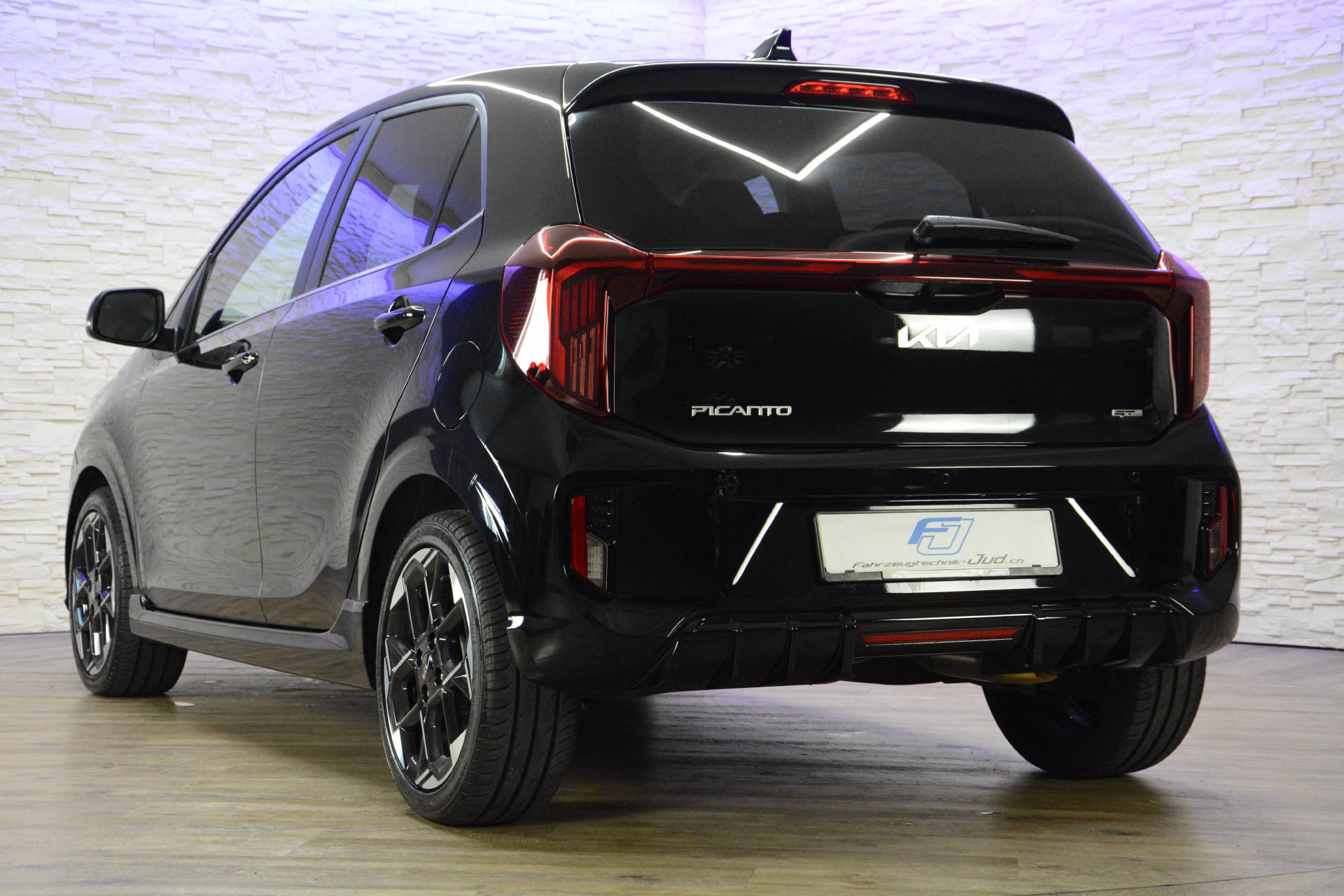 KIA Picanto 1.2 CVVT GT Line-image-5