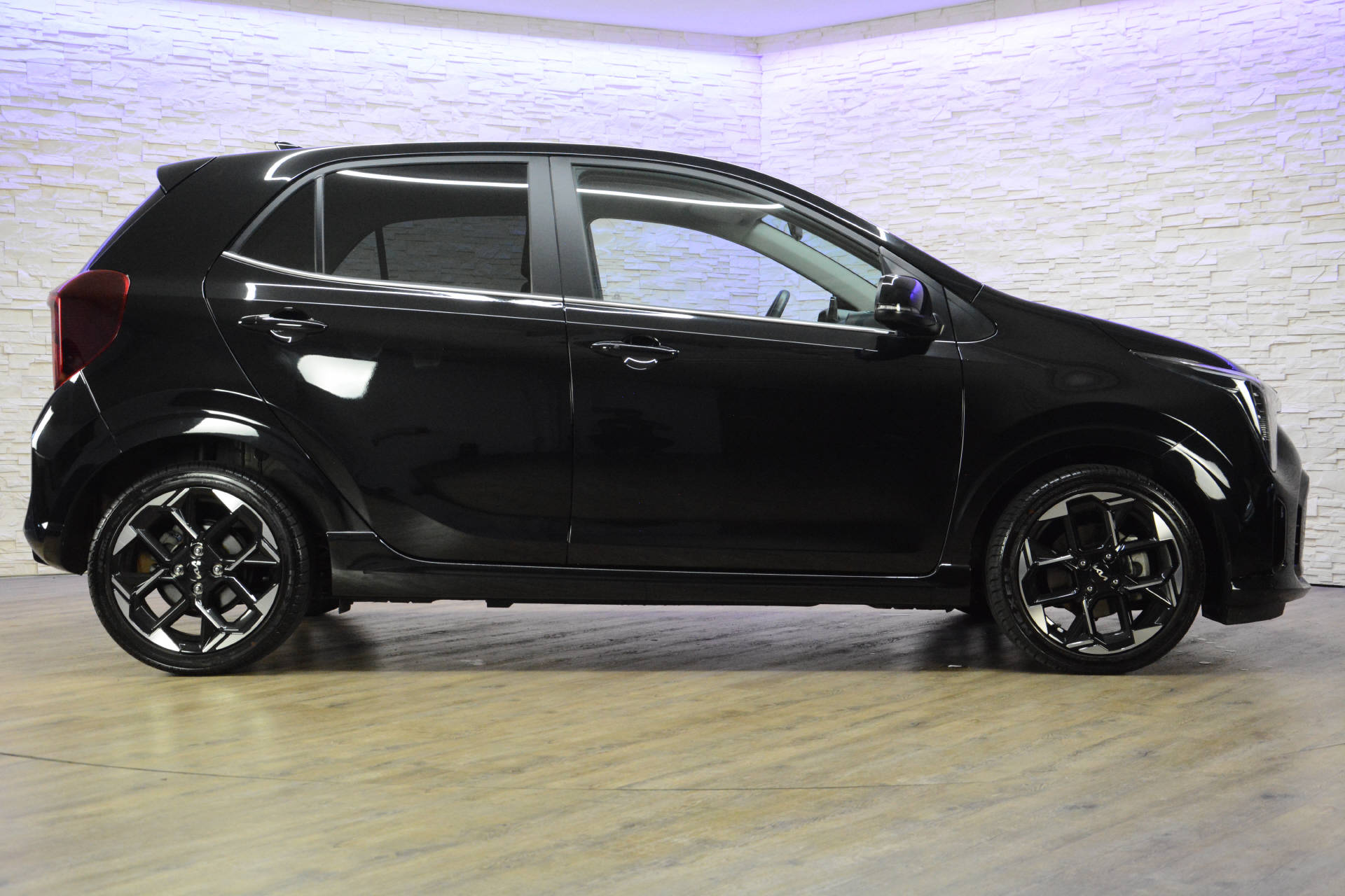KIA Picanto 1.2 CVVT GT Line-image-3