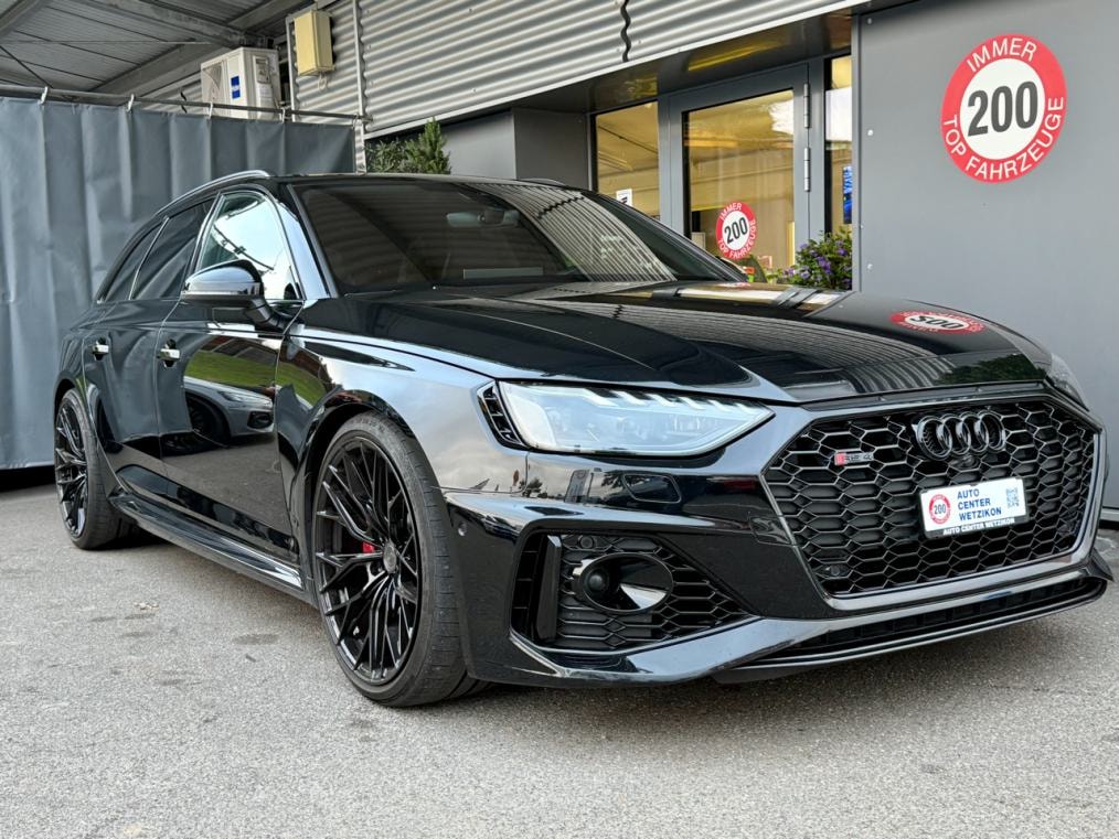 AUDI RS4 Avant quattro tiptronic-image-1
