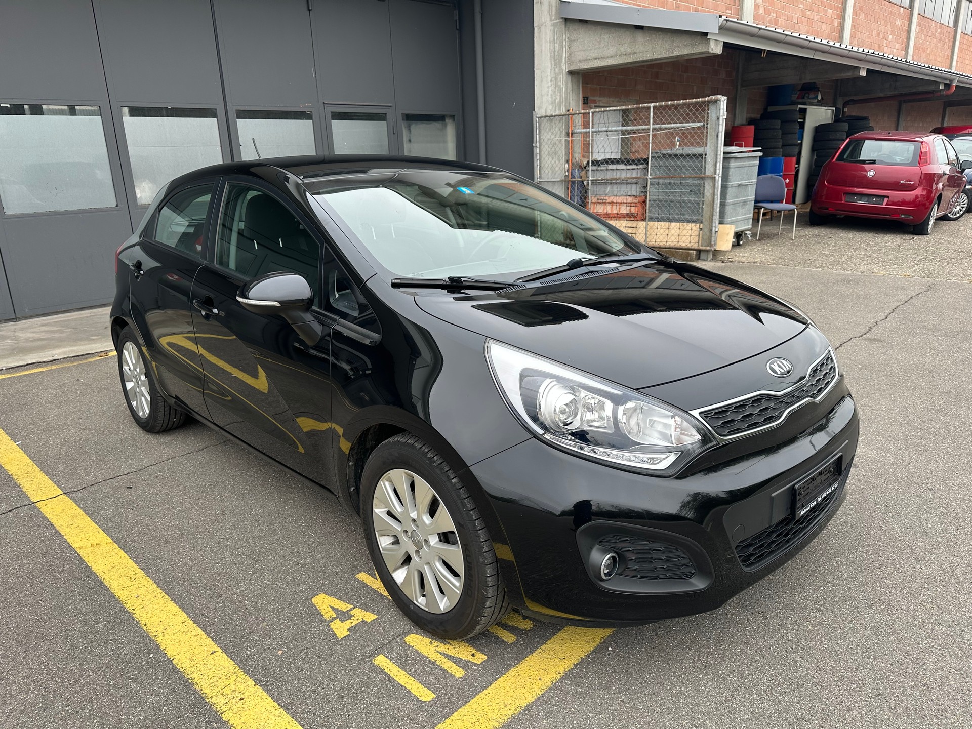 KIA Venga 1.6 CVVT Classic-image-1