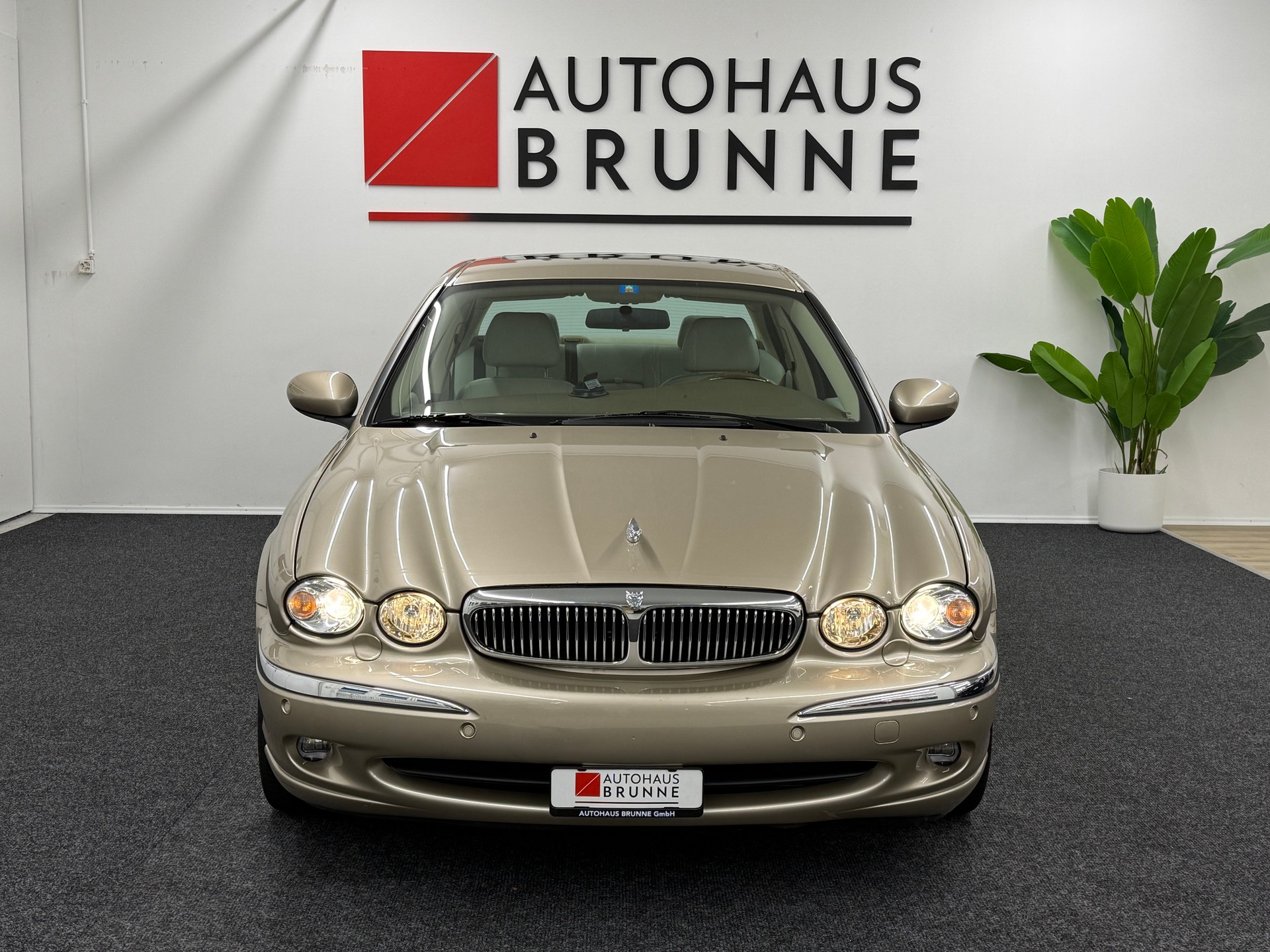 JAGUAR X-Type 3.0 V6 4X4 Executive-image-1
