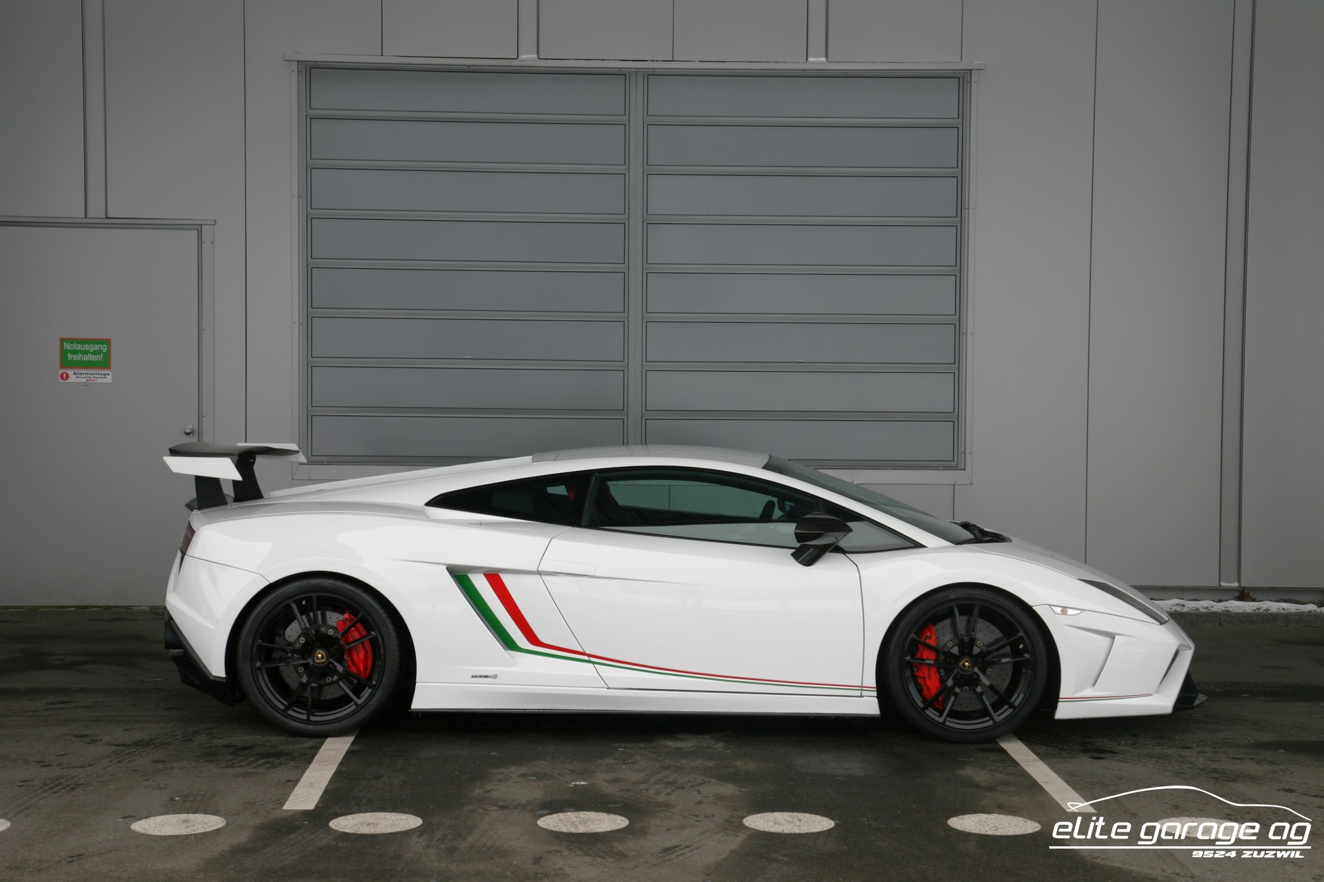 LAMBORGHINI Gallardo LP570-4 Coupé Squadra Corse-image-5