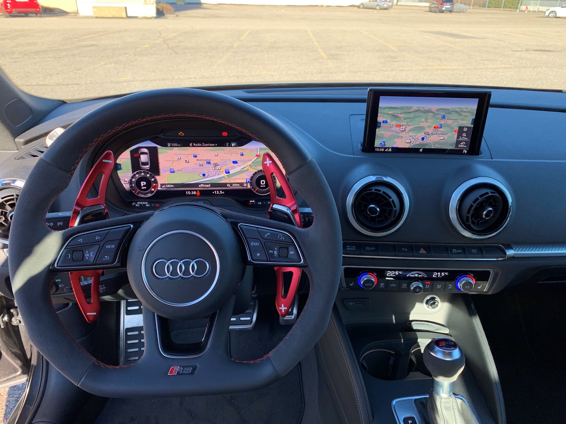 AUDI RS3 Limousine 2.5 TSI quattro S-tronic-image-5