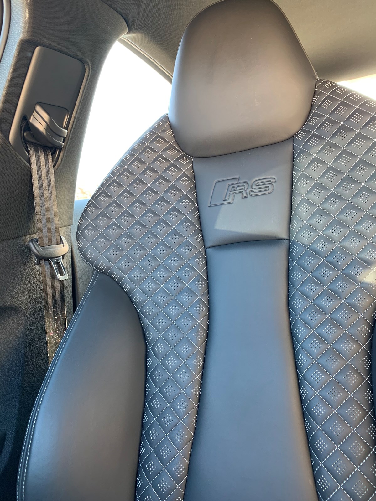 AUDI RS3 Limousine 2.5 TSI quattro S-tronic-image-7