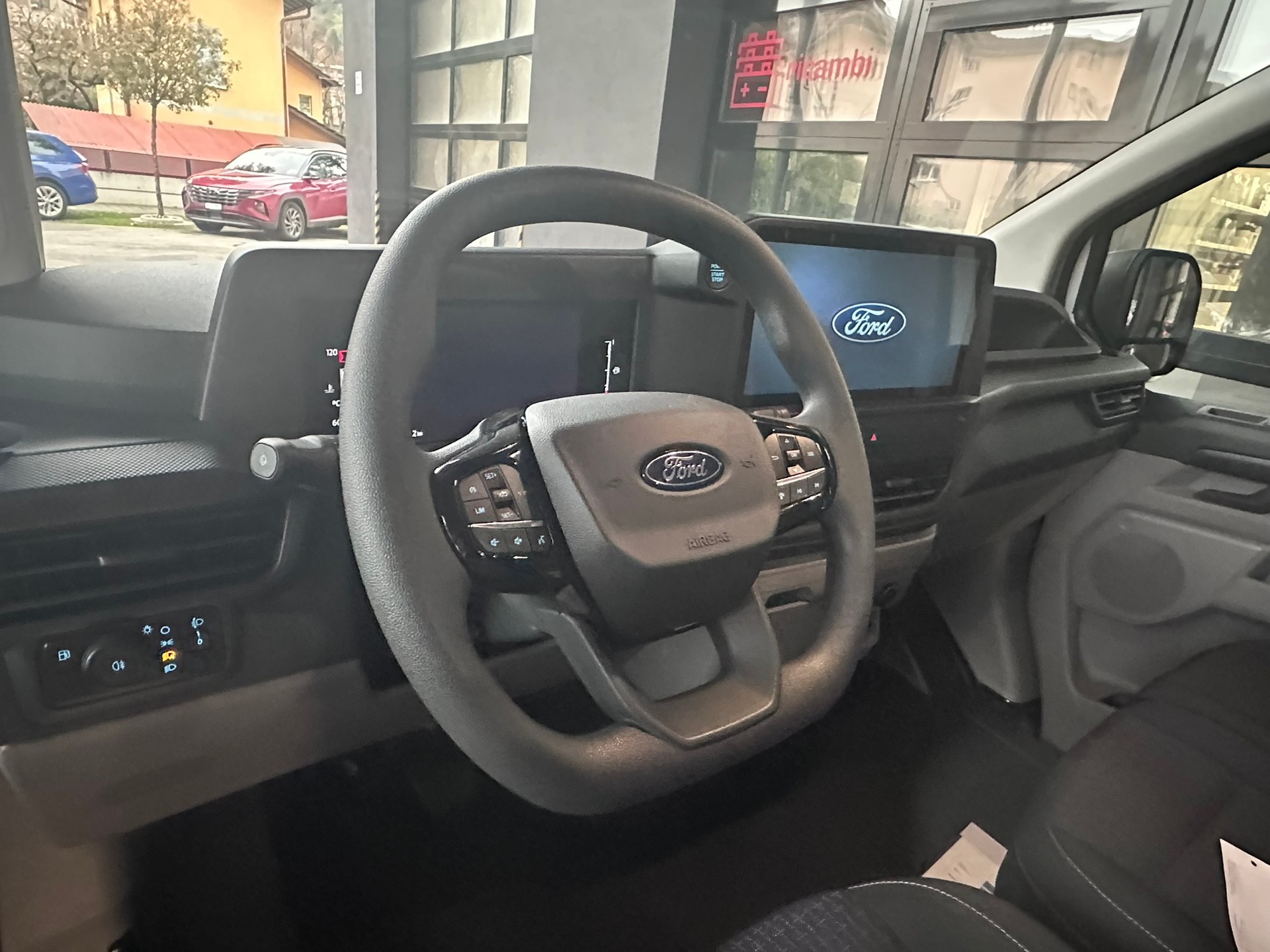 FORD Transit Custom Van PHEV 320 L2H1 Trend Automat-image-7