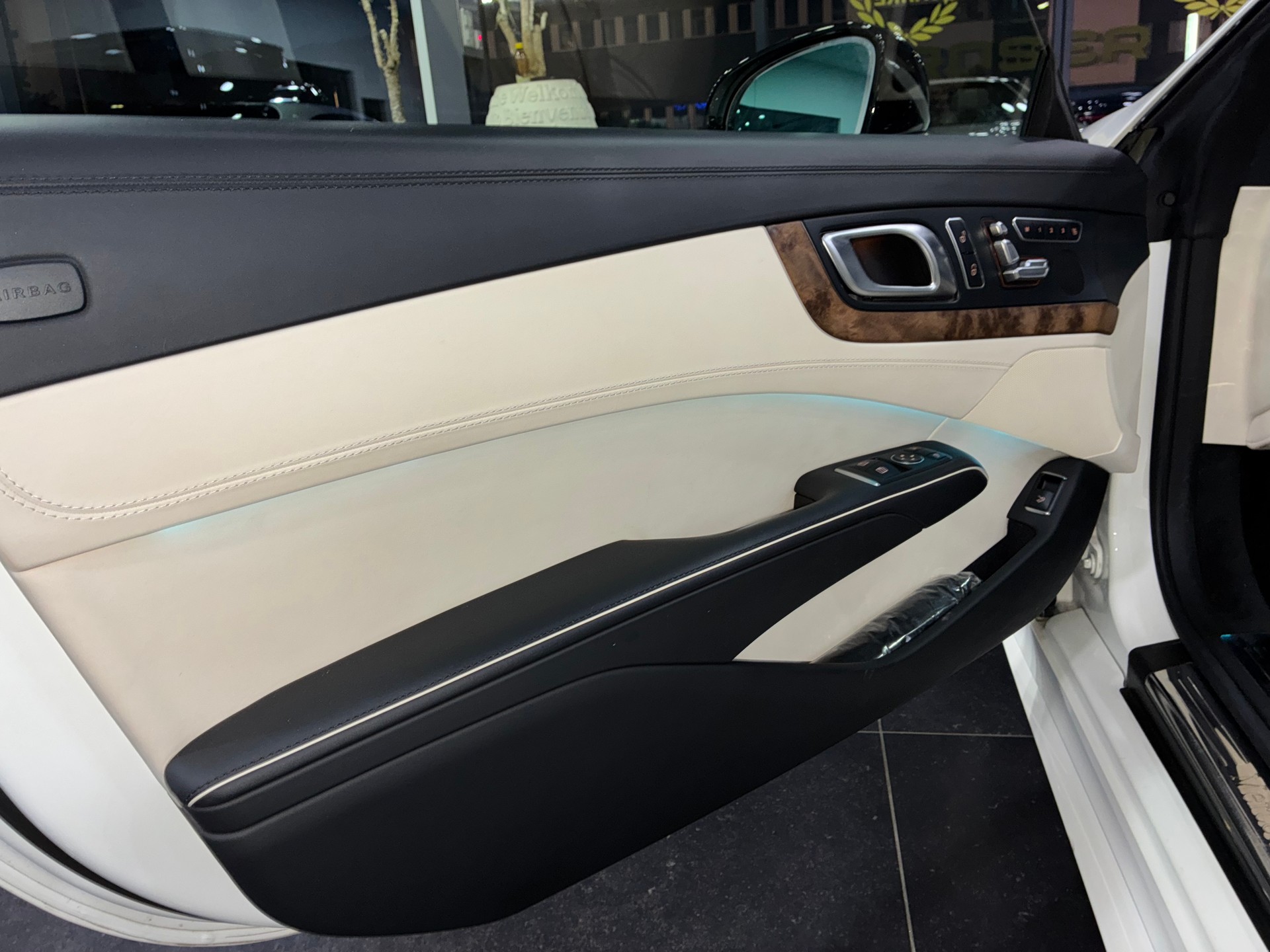MERCEDES-BENZ SL 400 9G-Tronic-image-13