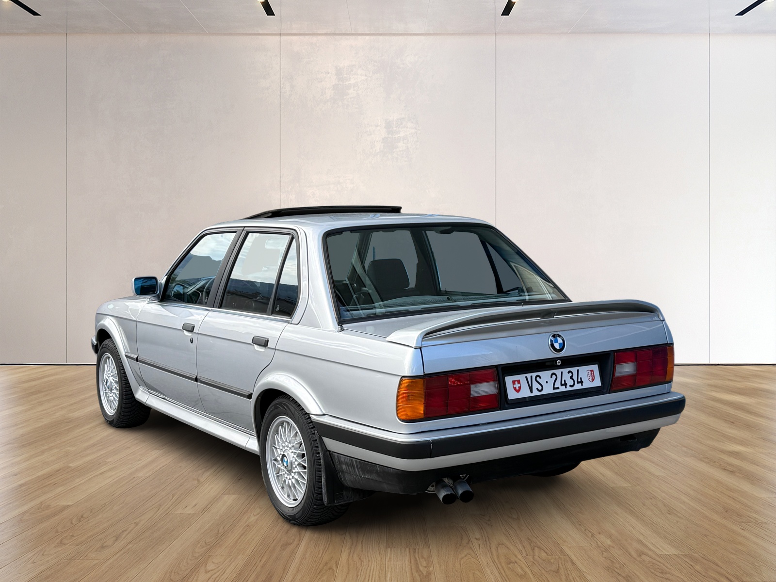 BMW 325iX-image-5