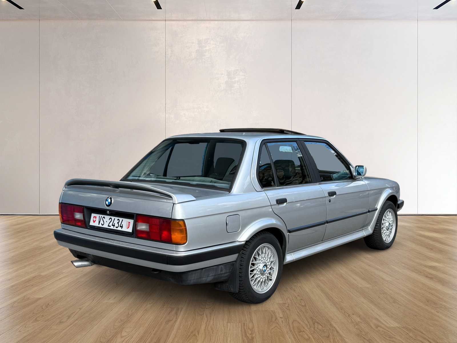 BMW 325iX-image-7