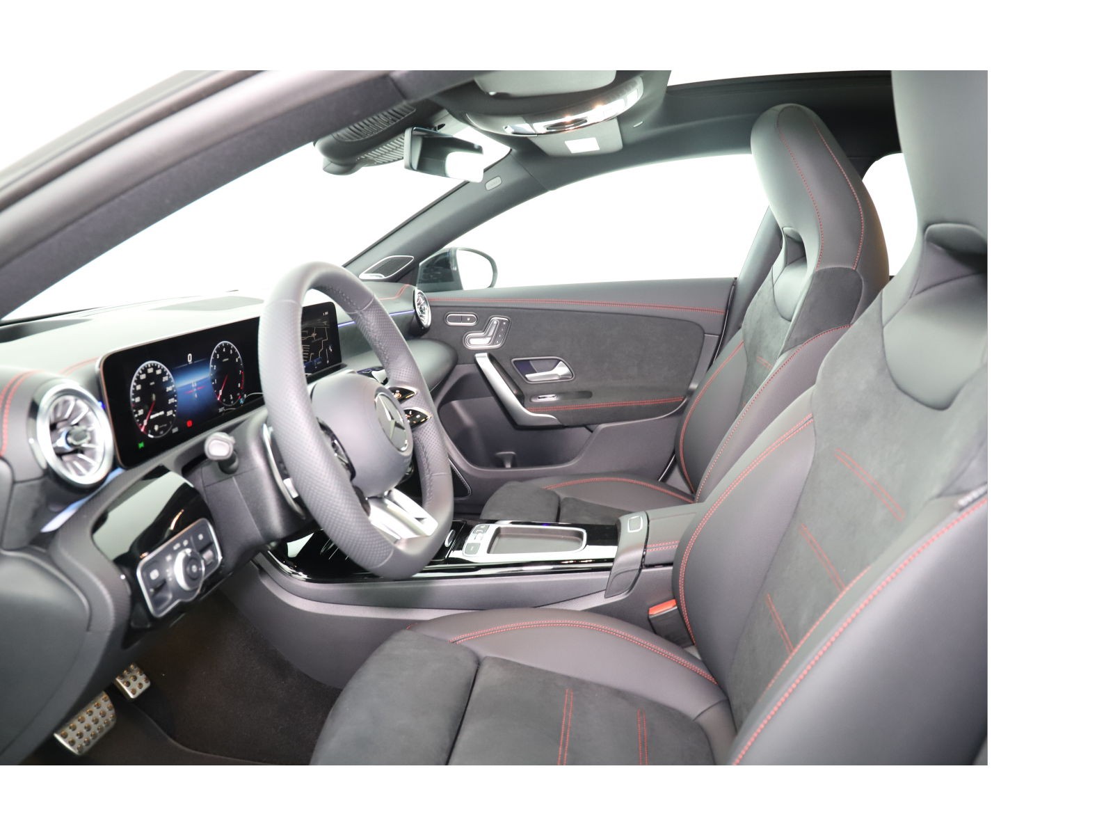 MERCEDES-BENZ CLA SB 45 S AMG 8G-4M+-image-9