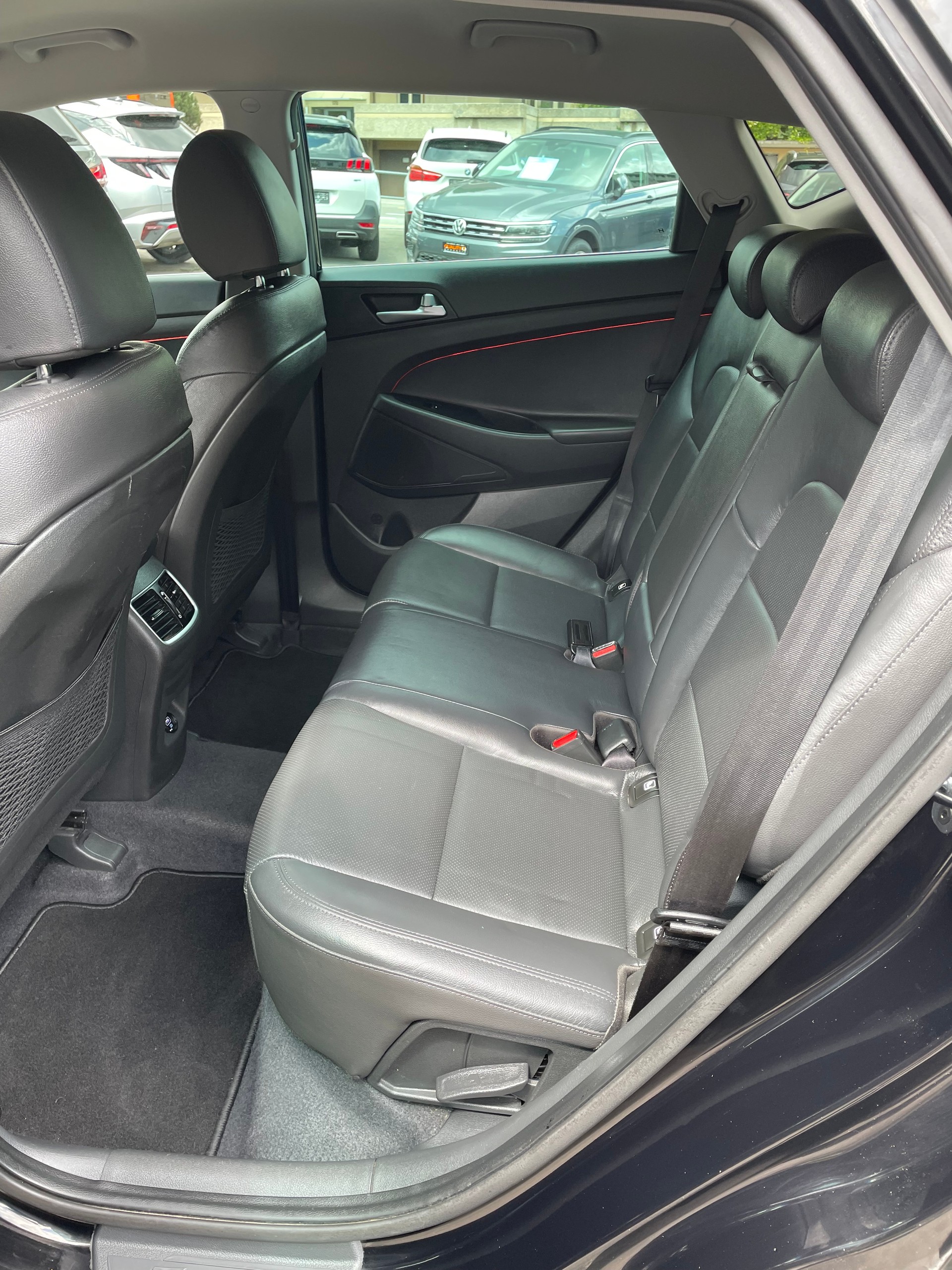 HYUNDAI Tucson 1.6 CRDI Amplia Mild Hybrid 4WD DCT-image-8