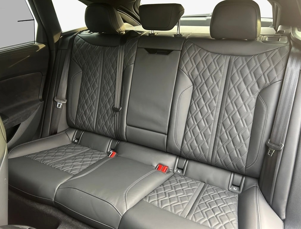 AUDI S5 Avant TFSI quattro S tronic-image-8